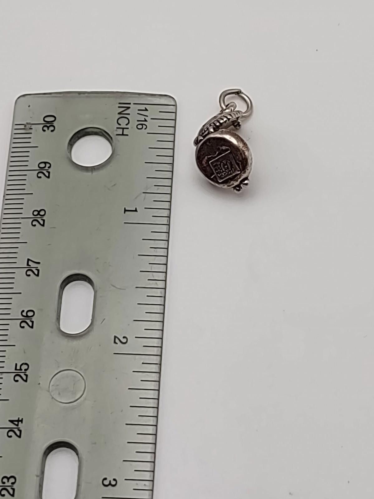 The Unbranded Brand Sterling Silver 925 Artisan Opening Pendant Locket Style Size ONE SIZE - 4 Thumbnail