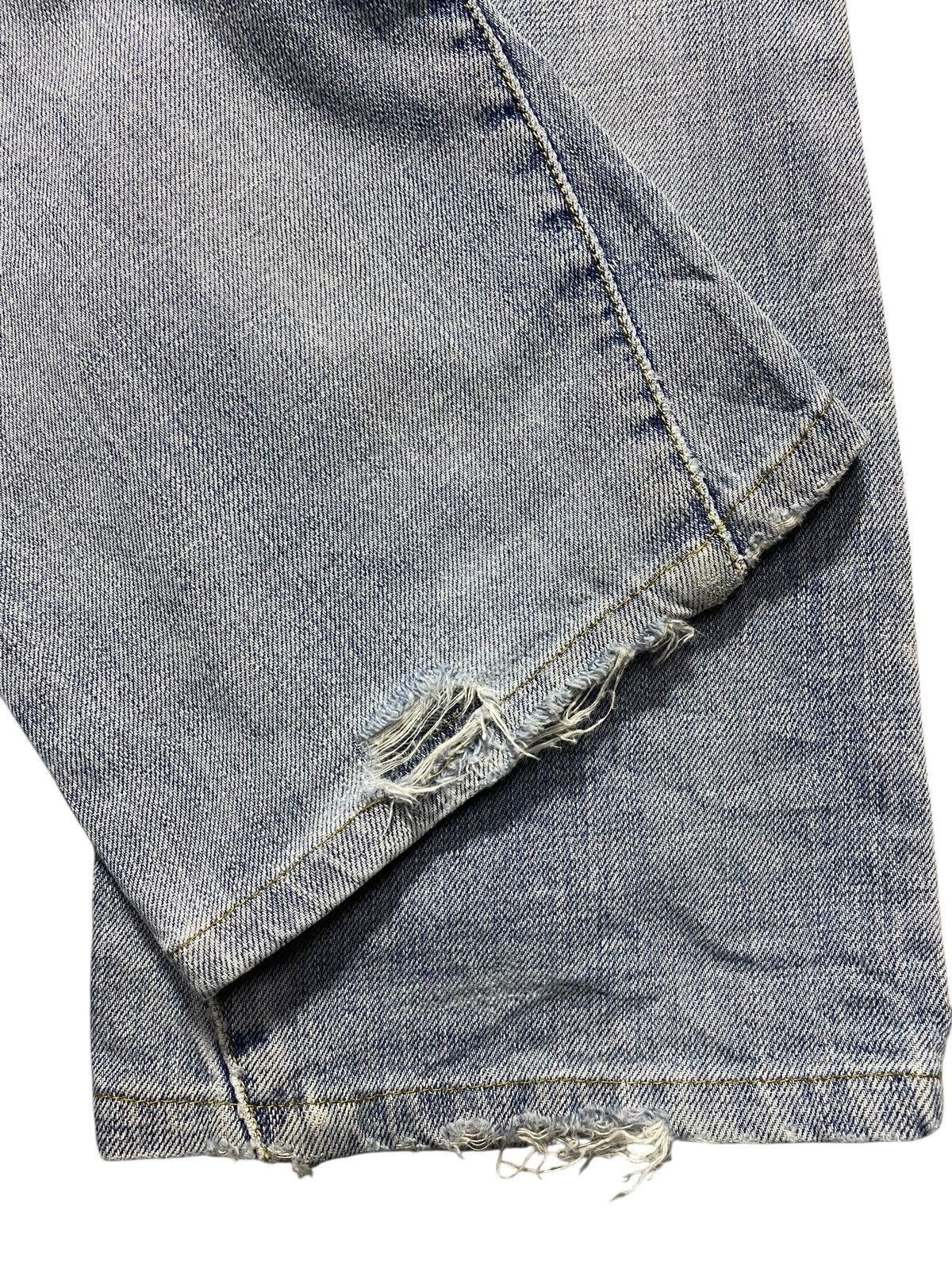Japanese Brand Vtg Japanese Brand C Seventeen Light Distressed Flare Jeans Size US 30 / EU 46 - 15 Thumbnail