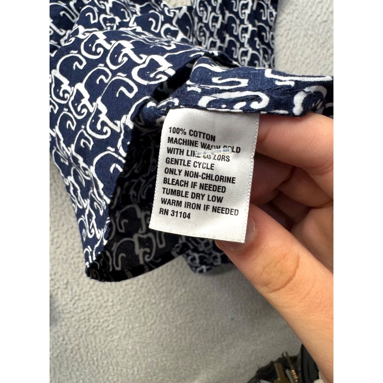 Vintage Crown & Ivy Navy Elephant Print Button-Down Shirt Womens S 100% Cotton Size S / US 4 / IT 40 - 4 Thumbnail