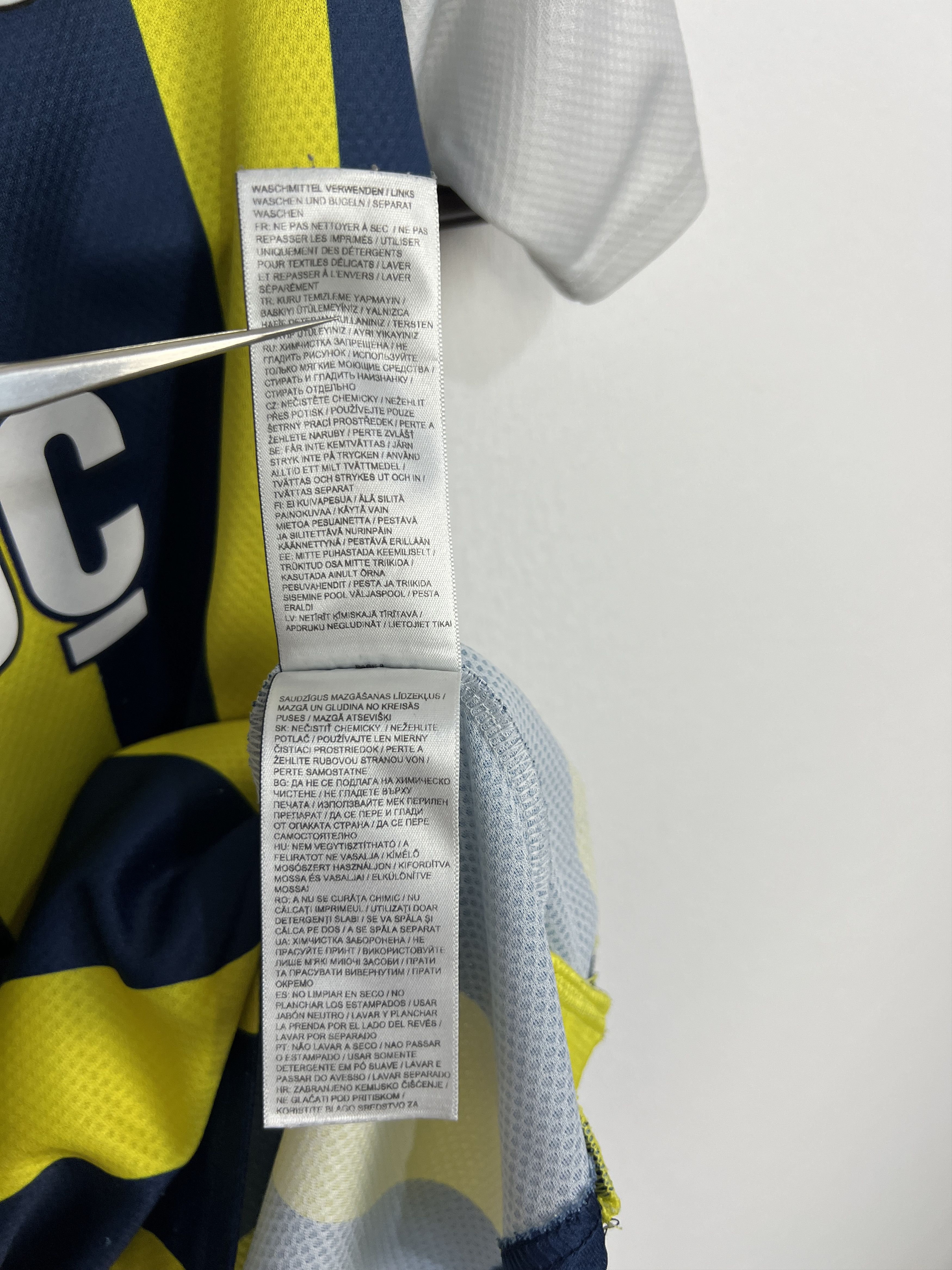 Puma Fenerbahce Home football shirt 2023 Soccer Puma Jersey Size US M / EU 48-50 / 2 - 11 Thumbnail