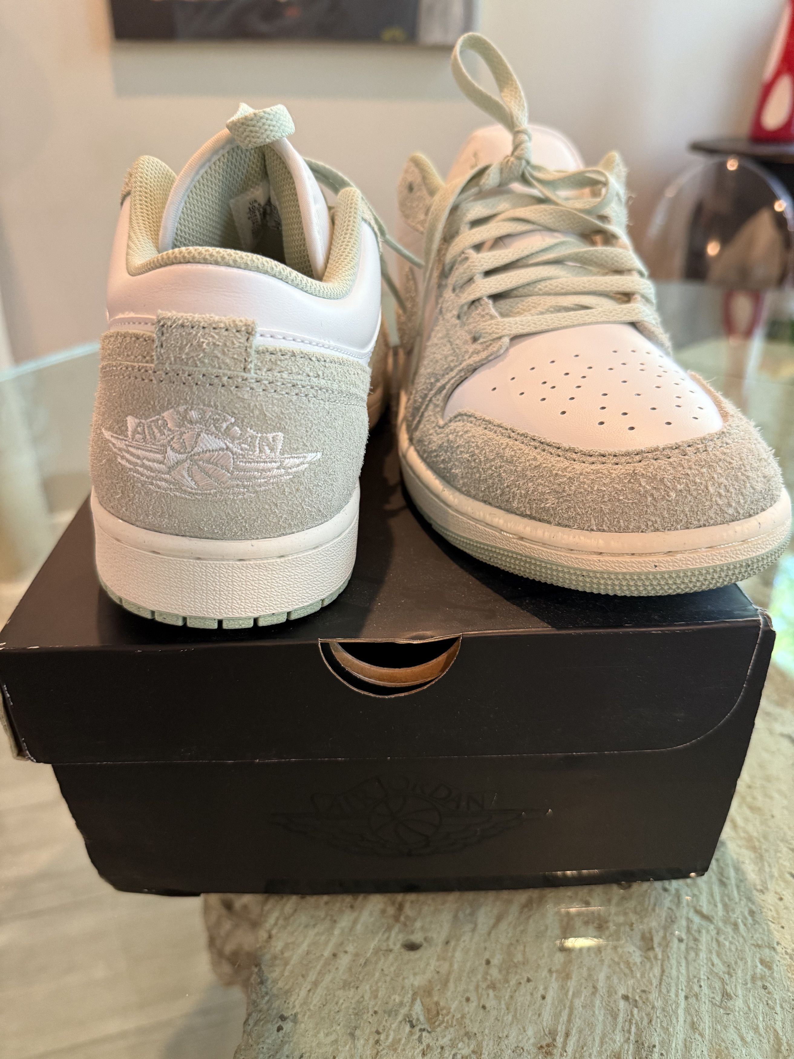 Nike Air Jordan 1 Low SE White/Seafoam Sail Size US 10.5 / EU 43-44 - 4 Thumbnail
