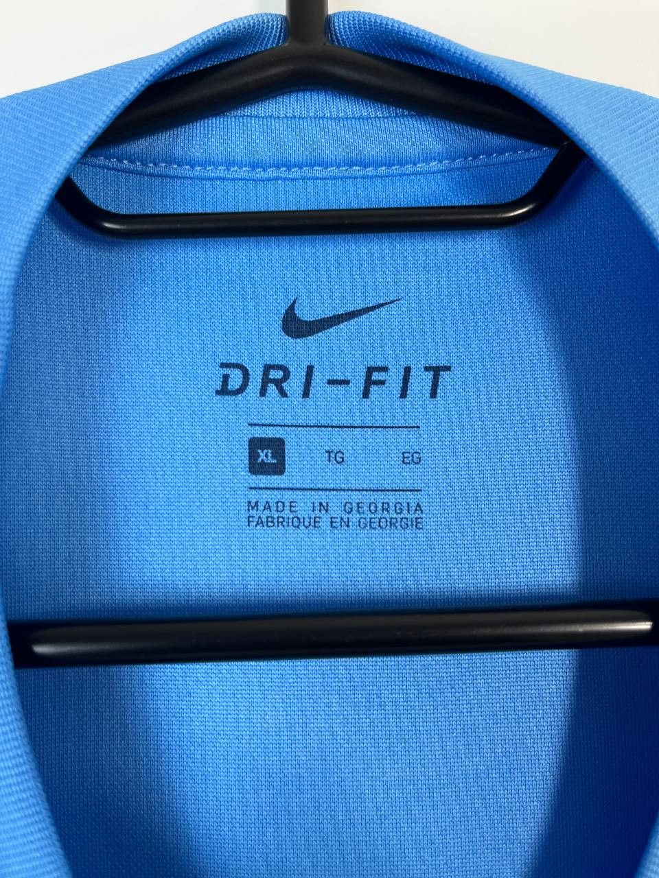 Nike FC BARCELONA 2017/18 BARÇA ACADEMY TRAINING SHIRT NIKE Sz XL Size US XL / EU 56 / 4 - 4 Thumbnail