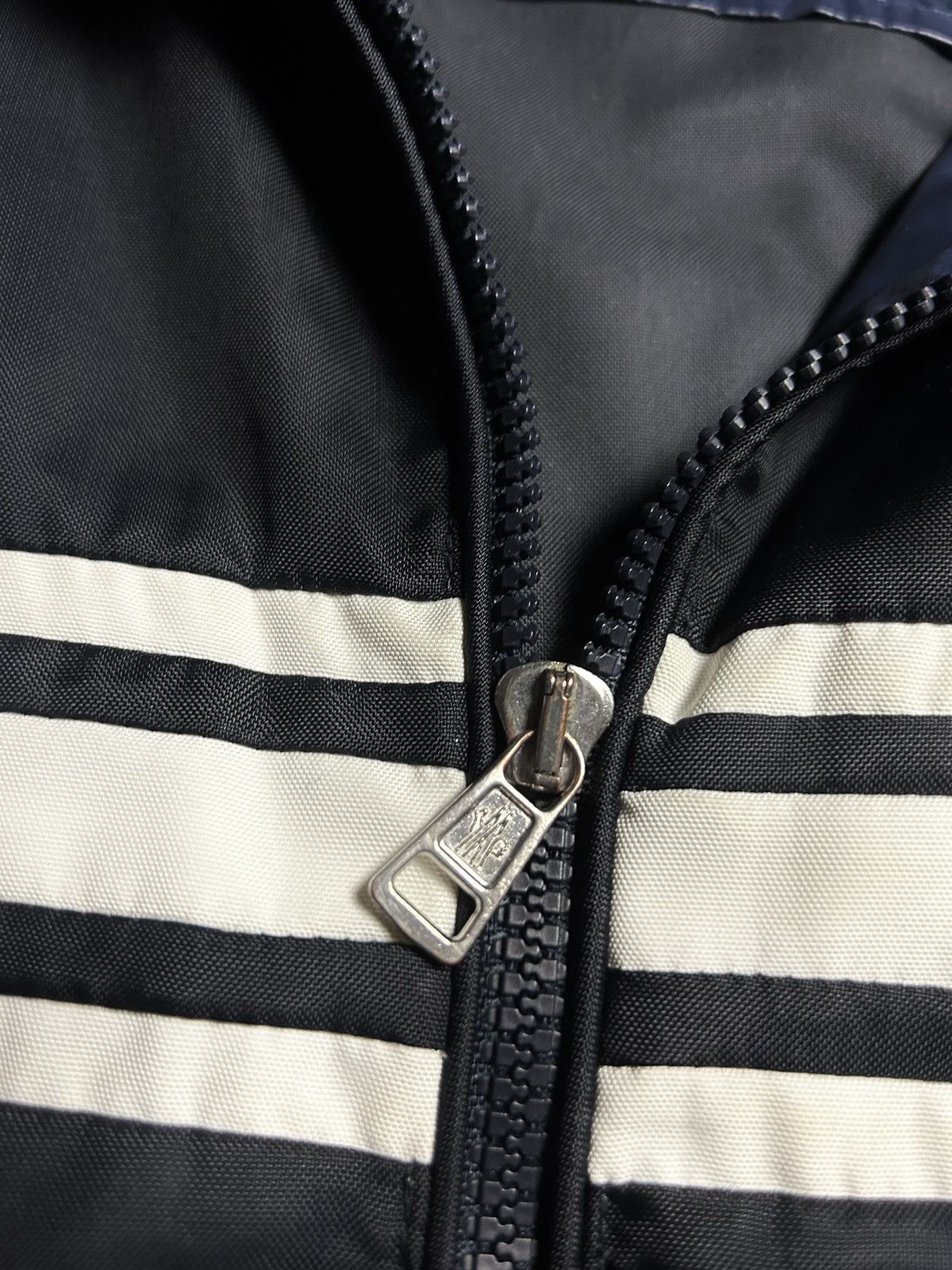 Moncler Moncler bomber jacket black big logo Size US M / EU 48-50 / 2 - 4 Thumbnail