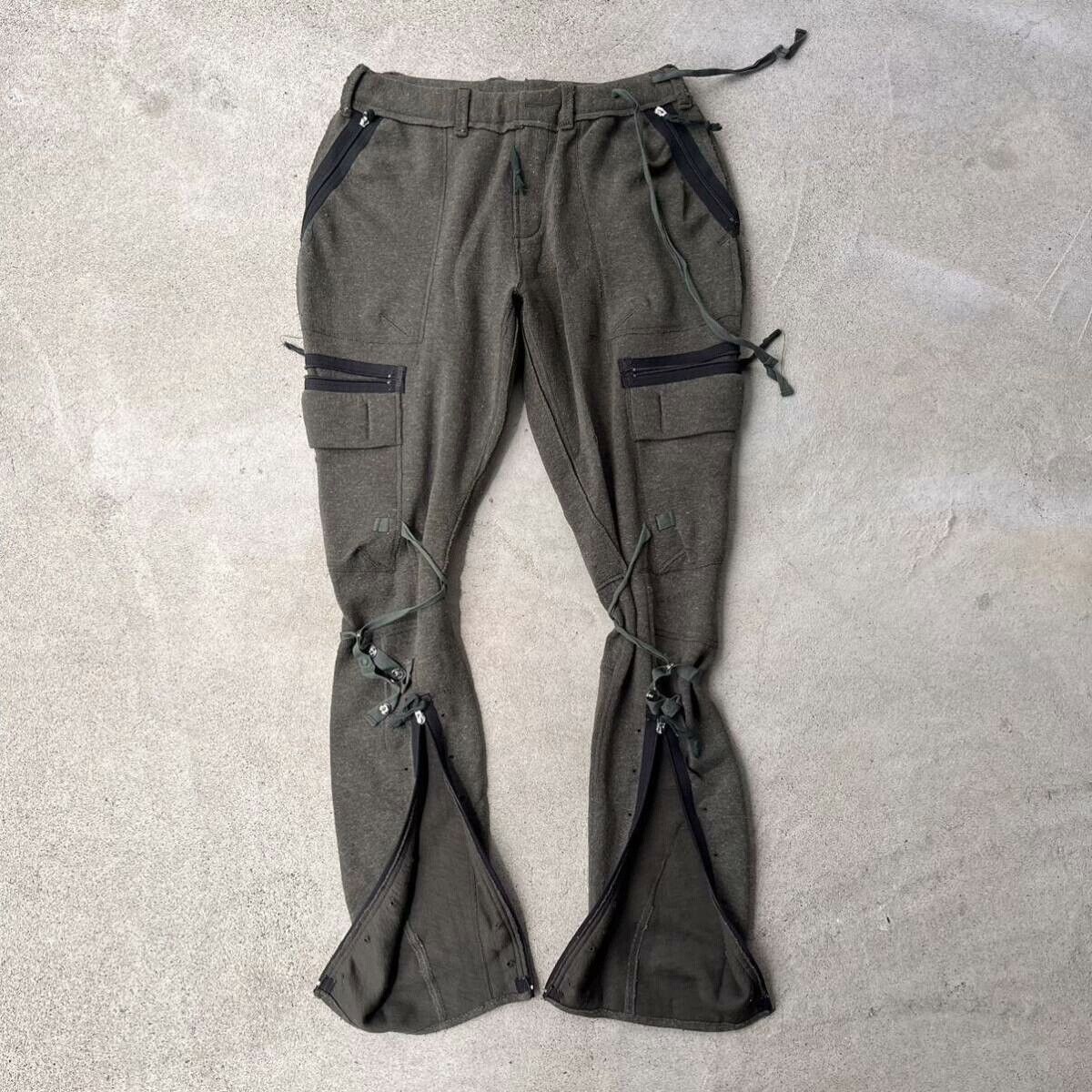 Takahiromiyashita The Soloist. The Soloist 11AW Wool Strap Cargo Pants Size US 30 / EU 46 - 1 Thumbnail
