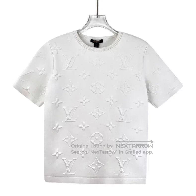 Louis Vuitton Louis Vuitton White logo embossed full-print cotton crew n Size US XS / EU 42 / 0 - 1 Thumbnail