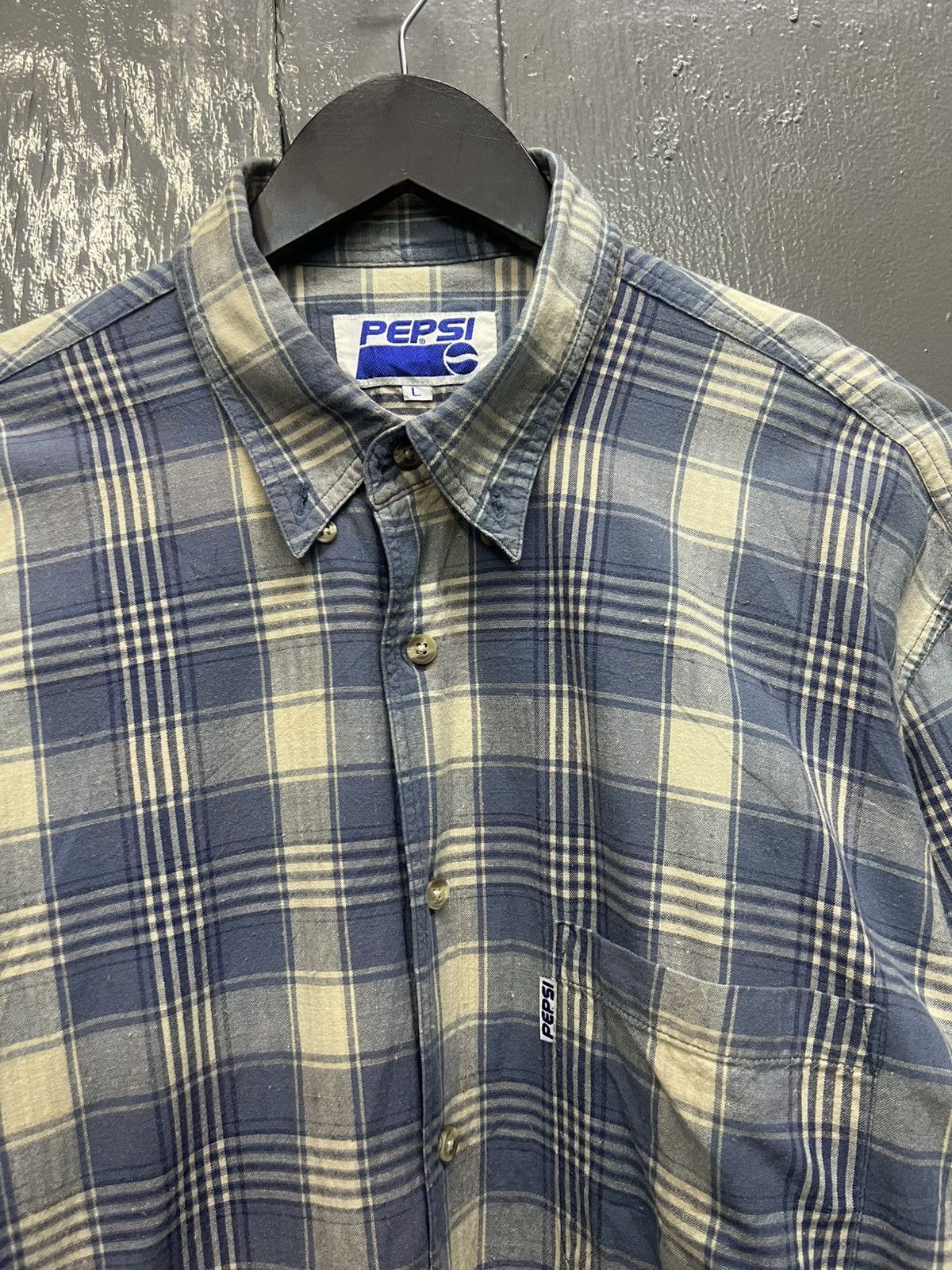 Vintage Vintage Pepsi Shirt Button Ups Size US L / EU 52-54 / 3 - 5 Thumbnail