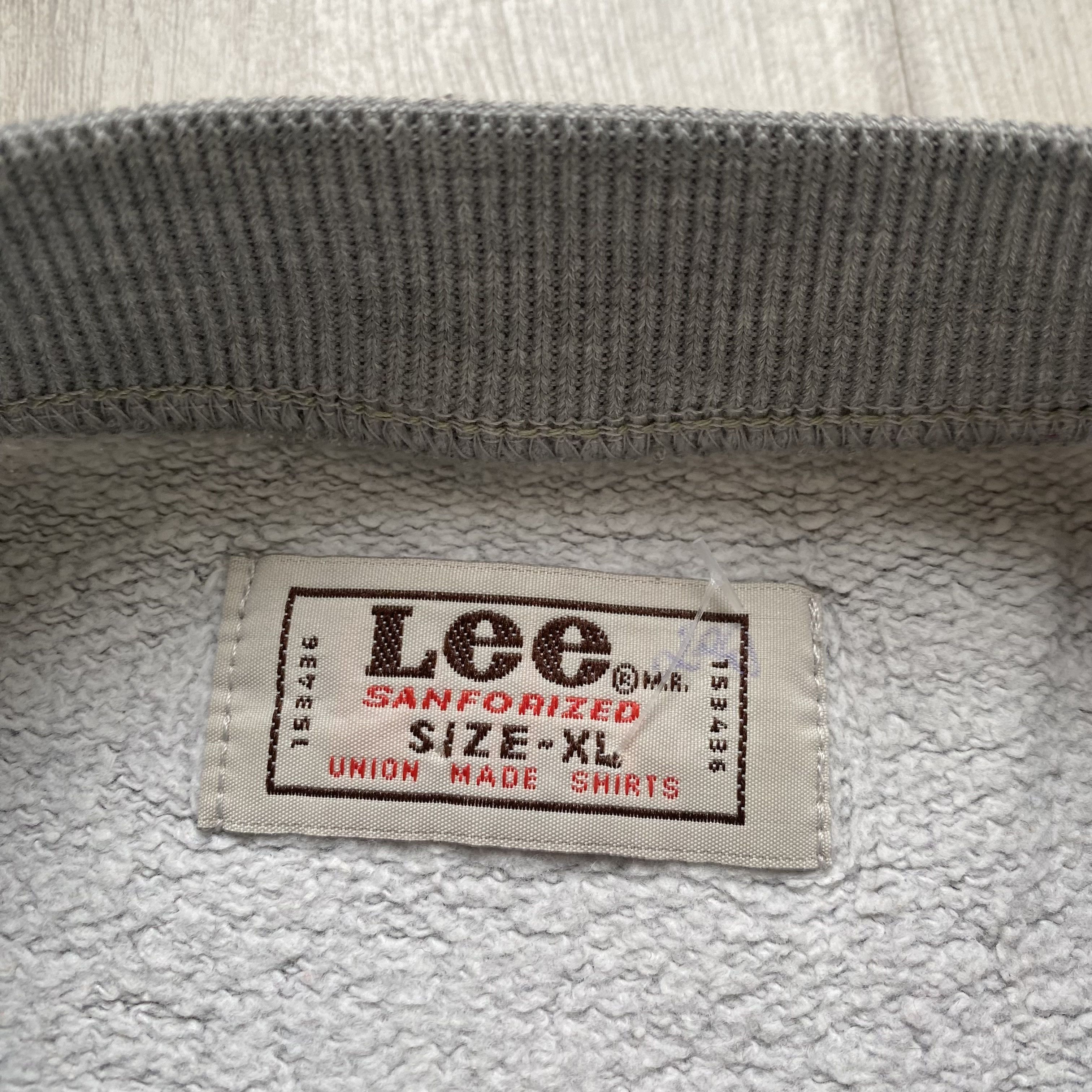 Lee 90s Vintage Lee USA Sweatshirt Crewneck Big Logo Size US XL / EU 56 / 4 - 2 Thumbnail