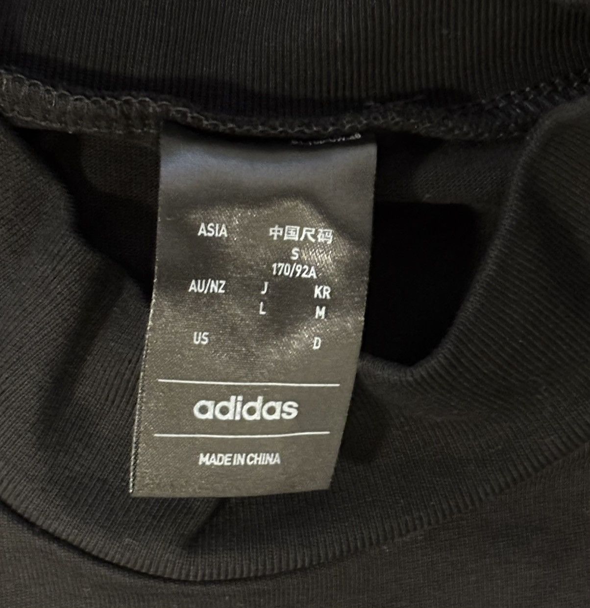 Adidas Adidas Oversized Basketball ball tee first release Size US S / EU 44-46 / 1 - 2 Thumbnail