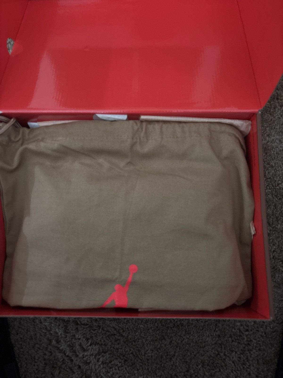 Jordan Brand × Travis Scott Travis Scott British khaki Size US 10.5 / EU 43-44 - 1 Thumbnail