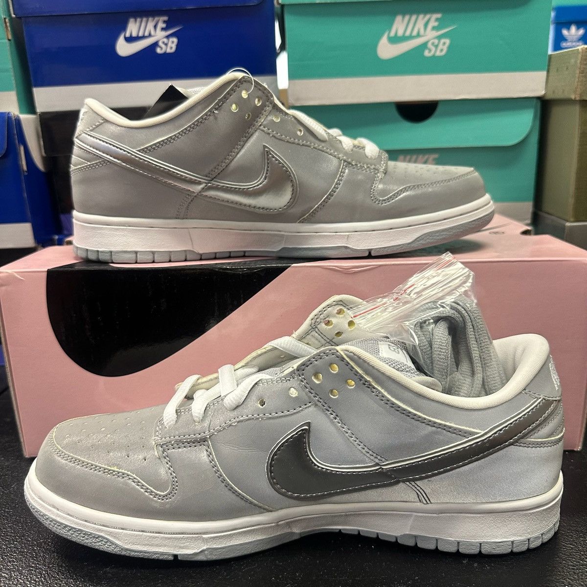 Nike Size 10.5 - Nike Dunk Pro SB Low Medicom 3 - 304292-008 Size US 10.5 / EU 43-44 - 3 Thumbnail
