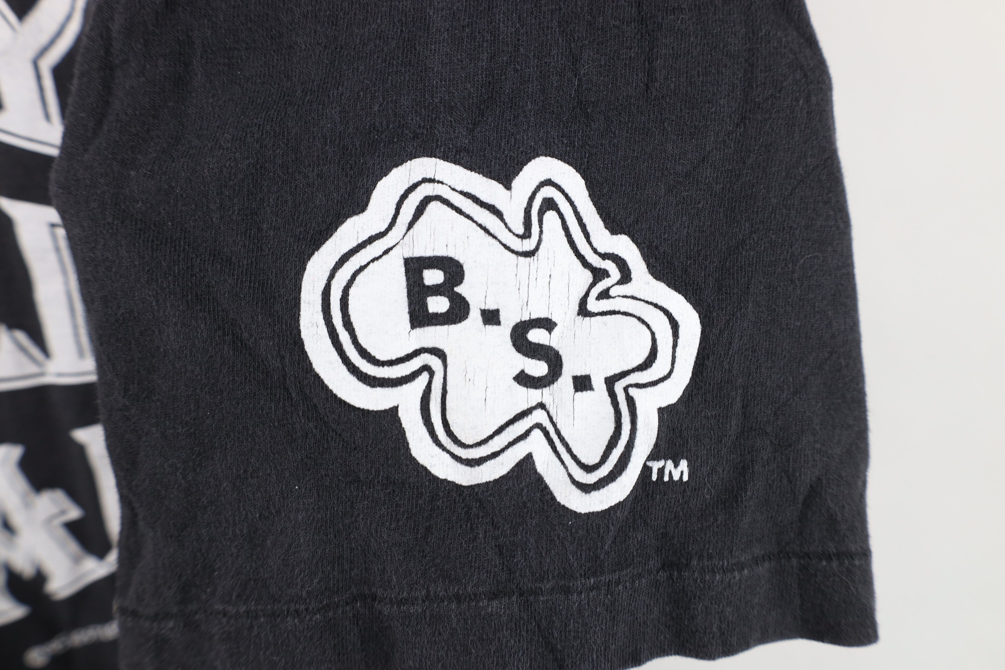 Vintage Vintage 90s Streetwear Sexy Bald Head Bad Styles T-Shirt USA Size US XL / EU 56 / 4 - 4 Thumbnail