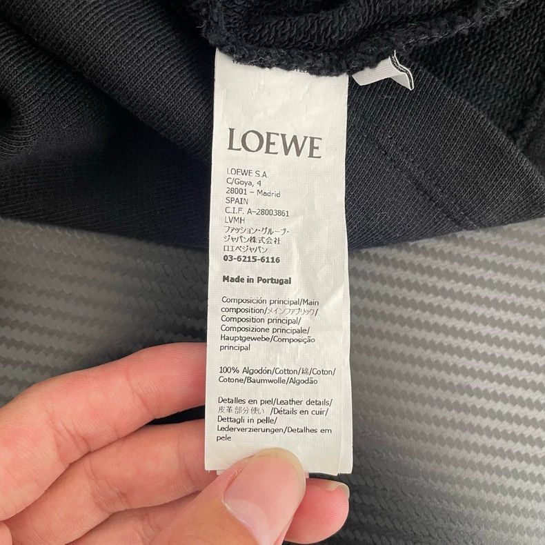 Other black cropped hoodie with leather patch Size US M / EU 48-50 / 2 - 7 Thumbnail