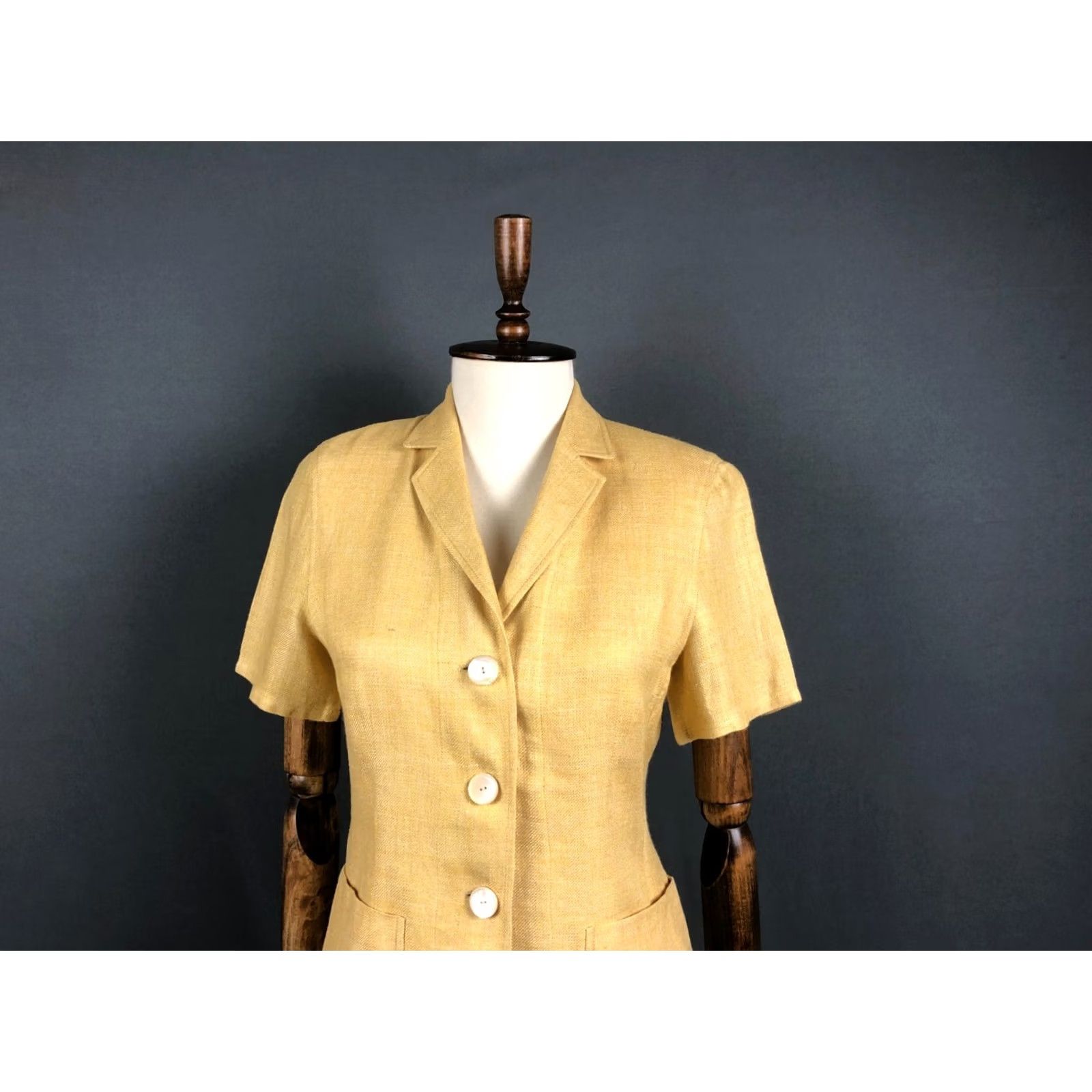 Akris Akris Blazer Jacket Silk Women Size 6 Yellow Blazer Solid Short Sleeve Casual Vintage No Shirt Mens Women Girls Boys Size M / US 6-8 / IT 42-44 - 4 Thumbnail