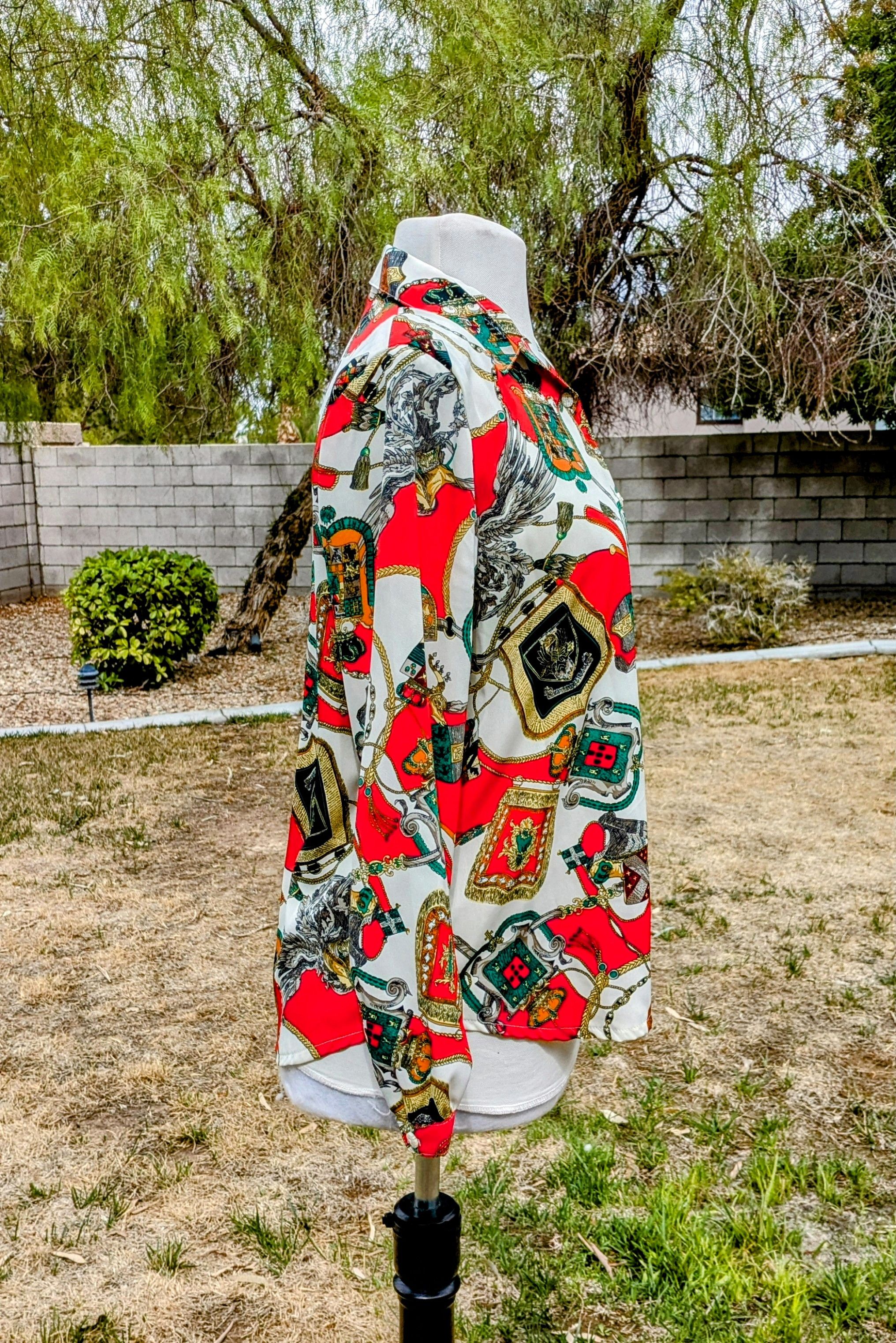 Other Women's TAK High Fashion Button Down Baroque/Heraldic Shirt Size M / US 6-8 / IT 42-44 - 3 Thumbnail