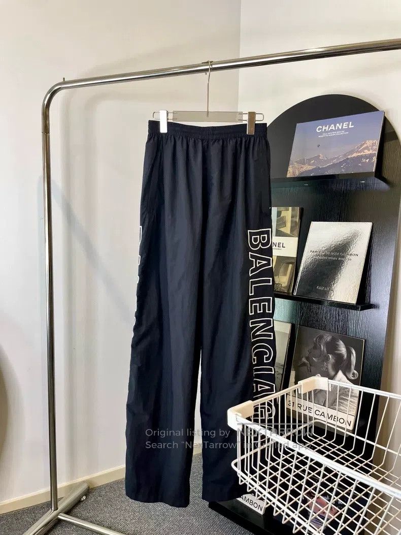 Balenciaga Balenciaga size S Side Letter Logo Mid Rise Casual Pants Size US 27 - 1 Thumbnail
