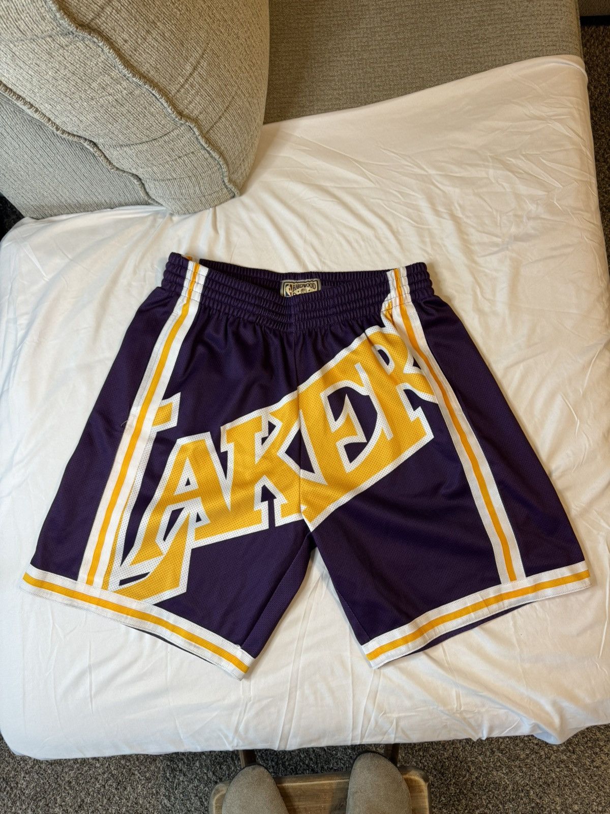 Mitchell & Ness Lakers Shorts Mitchell & Ness L Size US 34 / EU 50 - 1 Thumbnail