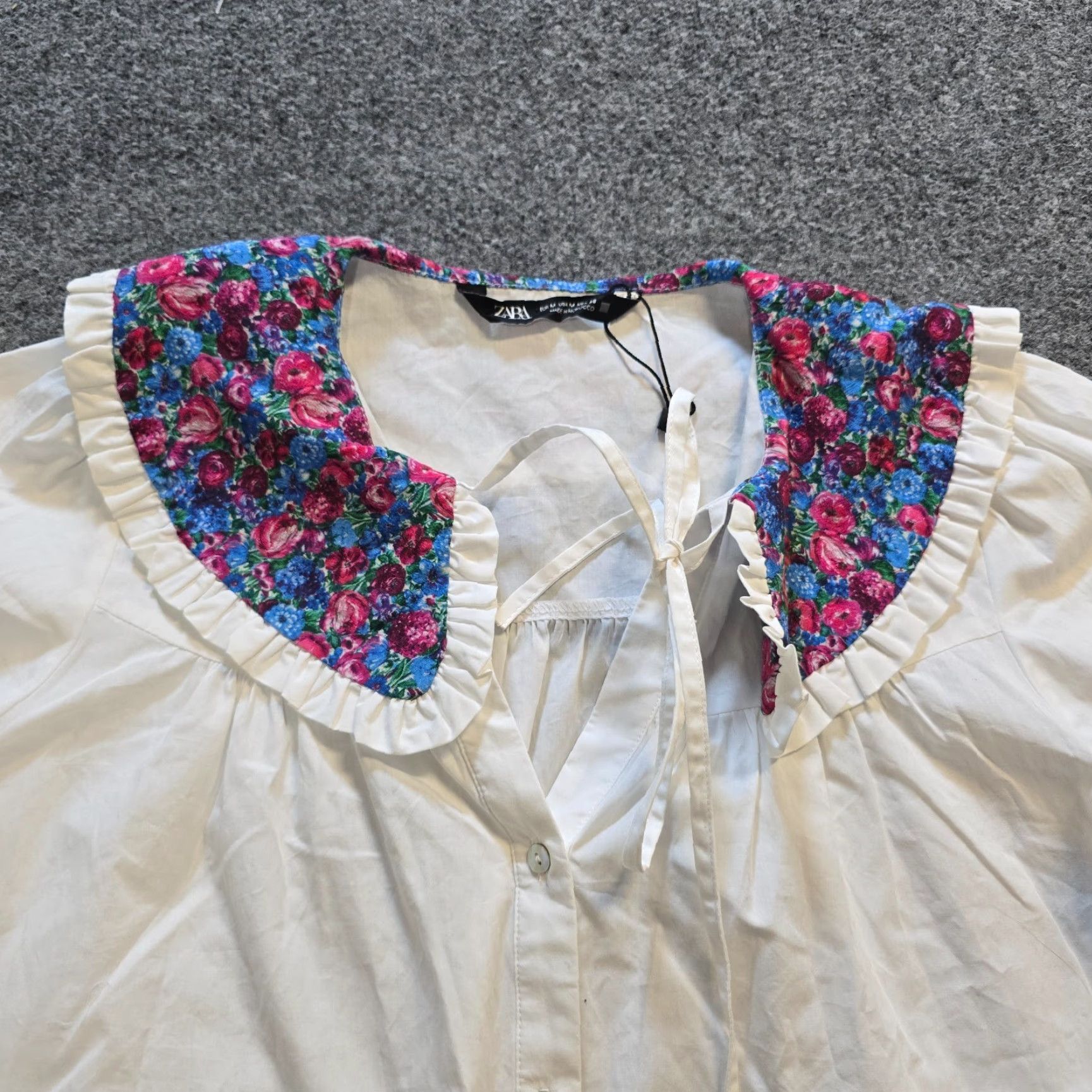 Zara Zara Top Womens Size Medium White Pink Floral Button-Up Collar Neckline Casual Shirt Size M / US 6-8 / IT 42-44 - 2 Thumbnail