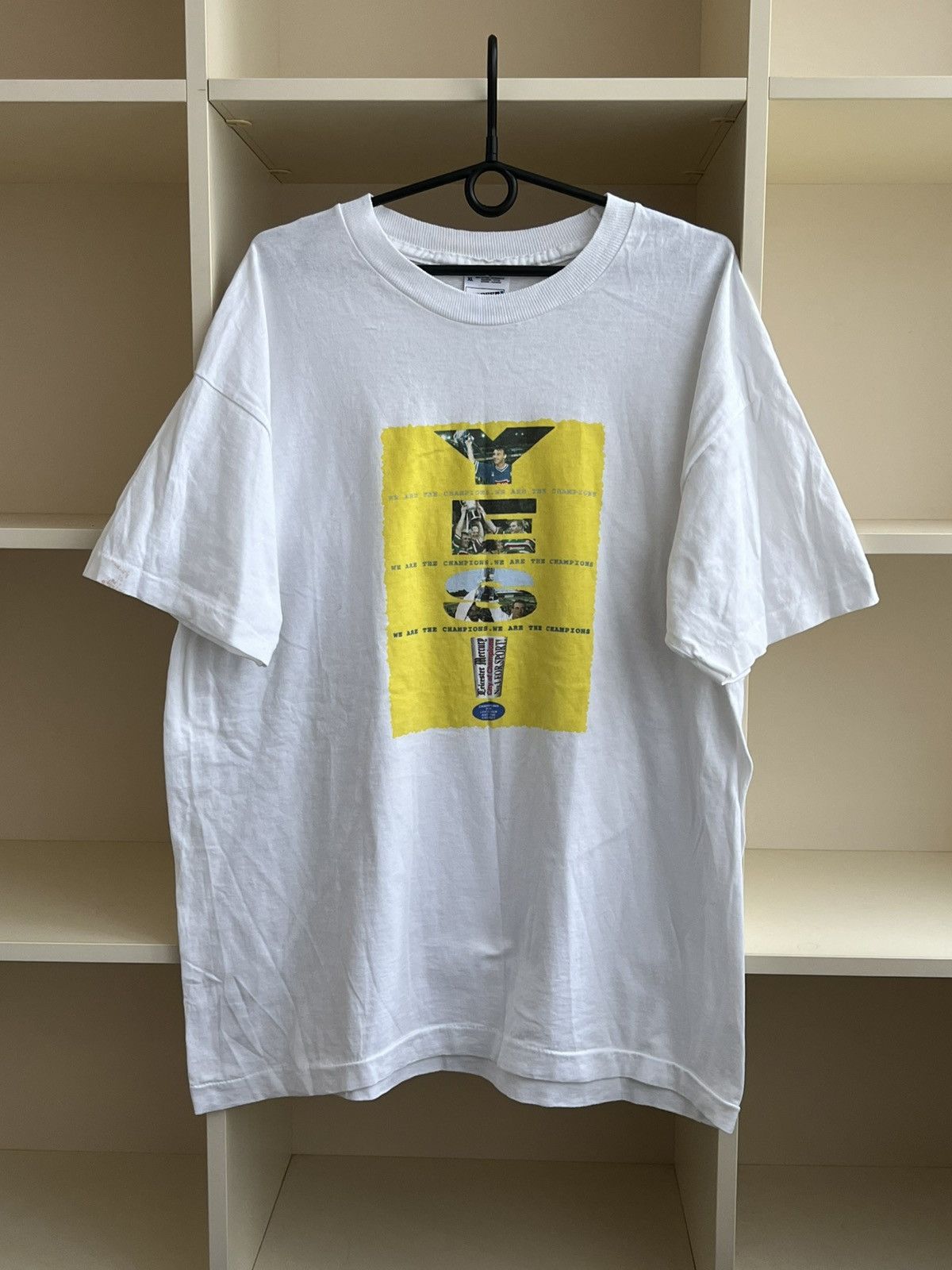 Vintage Vintage 90s Football T-Shirt Tee We Are the Champions Size US XL / EU 56 / 4 - 1 Thumbnail