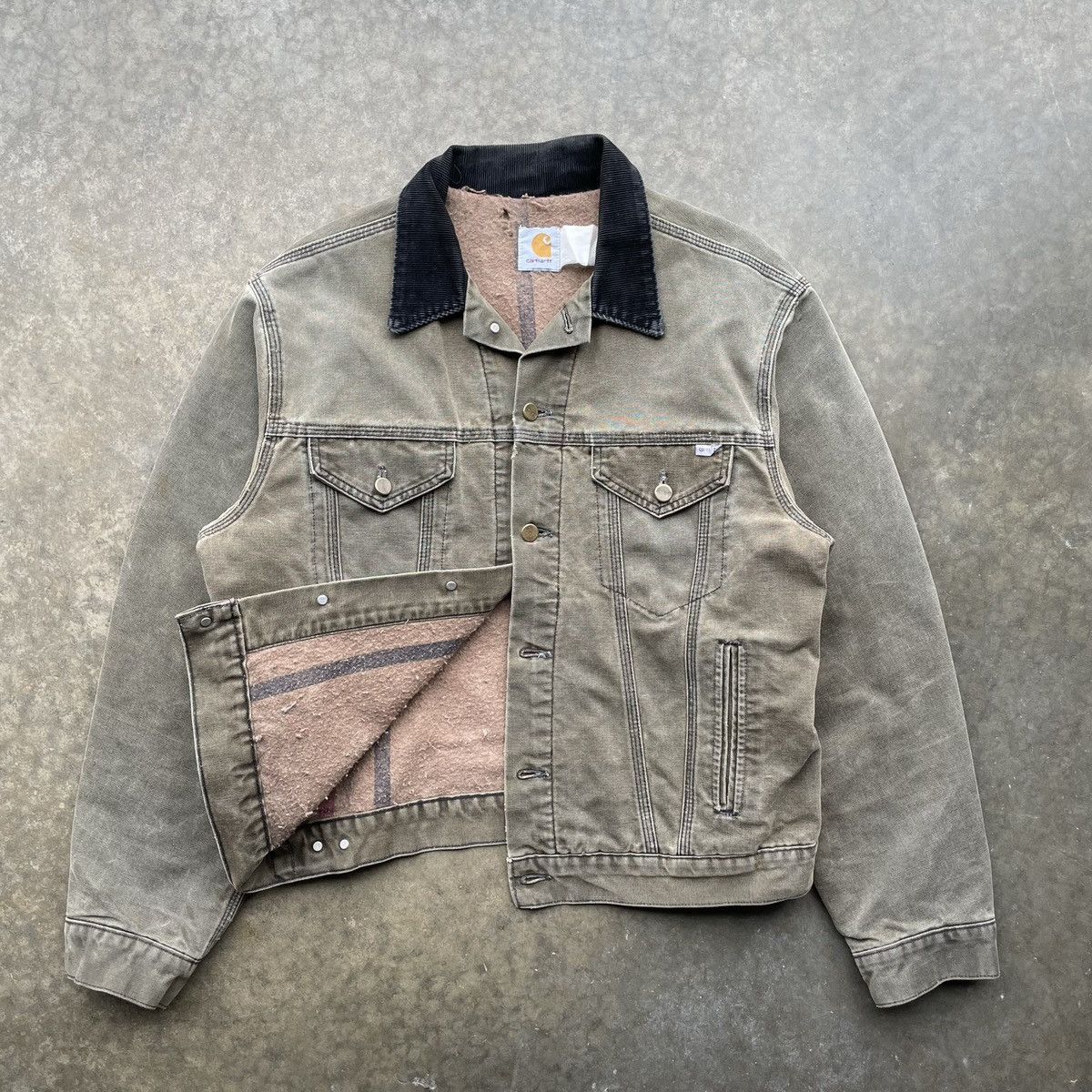 Carhartt × Vintage Vintage Carhartt Trucker Jacket Blanket Lined Faded Detroit Size US L / EU 52-54 / 3 - 1 Thumbnail