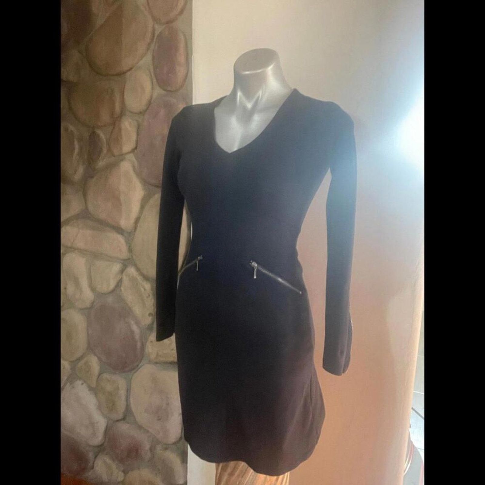 Athleta Athleta Dress black knee length zip front pocket dress Size XXS / US 00 / IT 34 - 1 Thumbnail