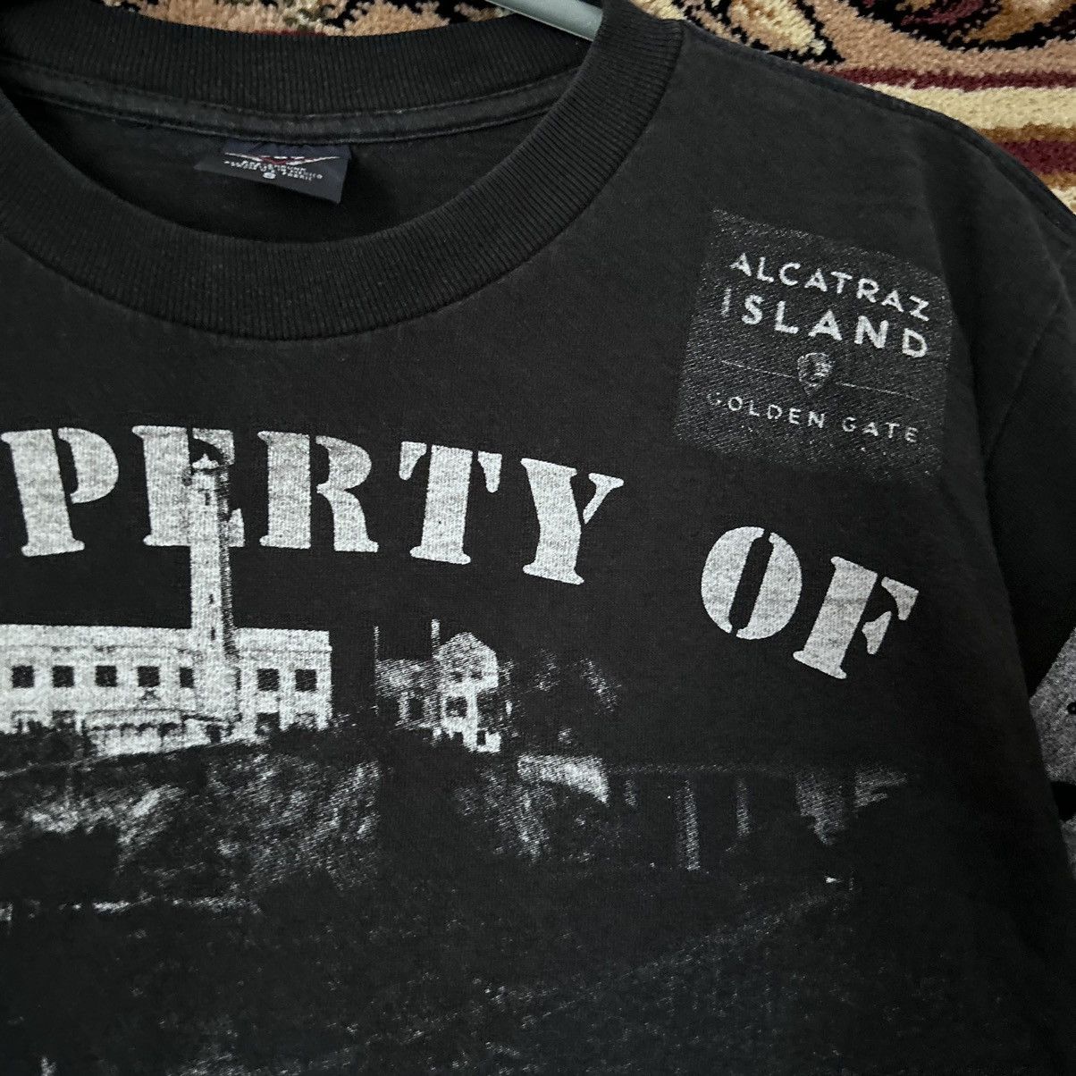 Japanese Brand Vintage All over print PROPERTY OF ALCATRAZ AOP Shirt Size US S / EU 44-46 / 1 - 4 Thumbnail
