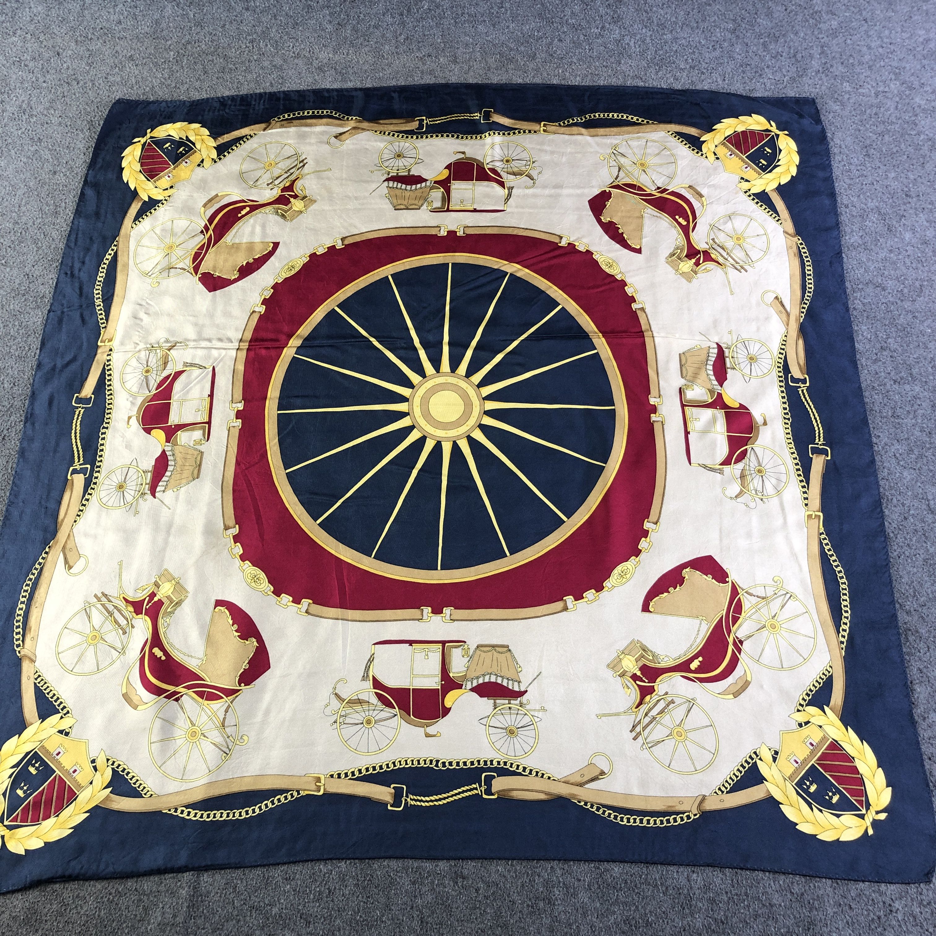 Japanese Brand Luxury Carriage Silk Scarf M1015 Size ONE SIZE - 2 Thumbnail