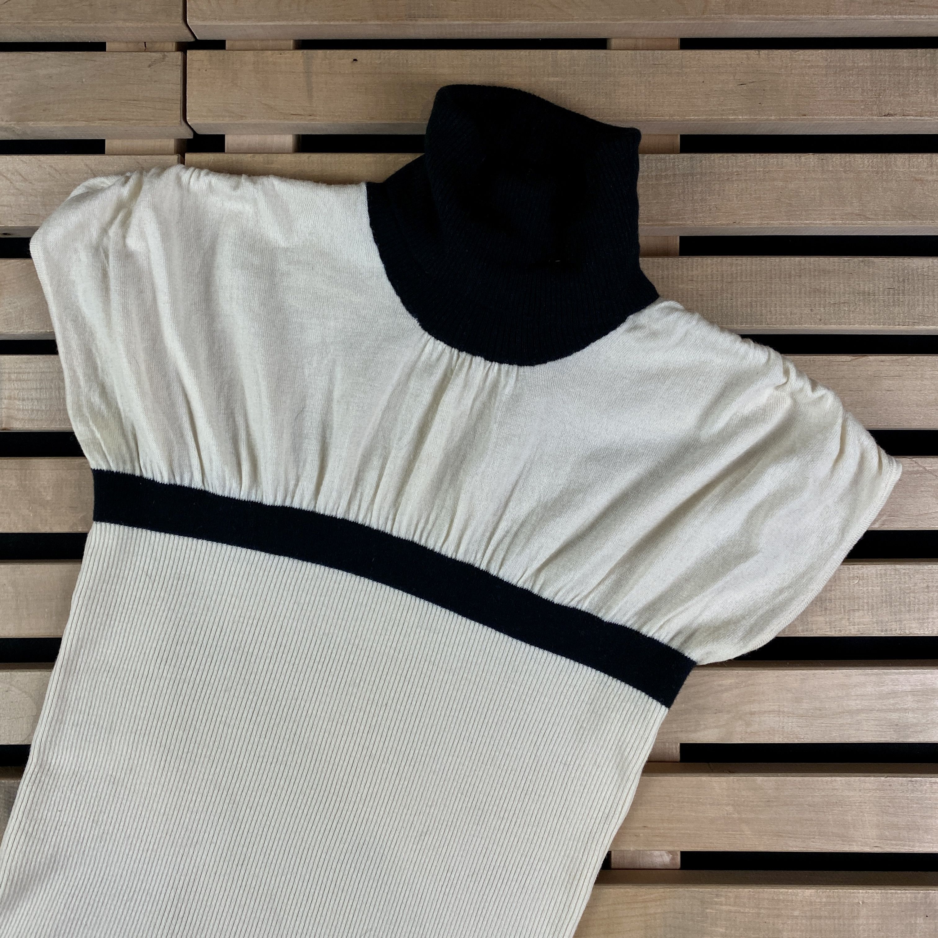 Iceberg Women’s Jumper T-Shirt Iceberg Vintage Size S Size S / US 4 / IT 40 - 2 Thumbnail
