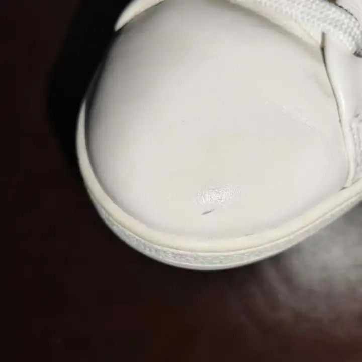 Louis Vuitton Louis Vuitton White Round Toe Sneakers -2508 Size US 5.5 / EU 38 - 8 Thumbnail