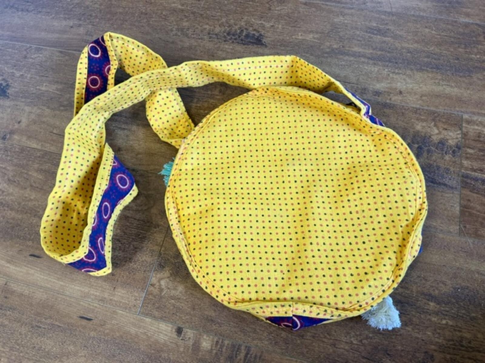 The Unbranded Brand Handmade Embroidered Elephant Round Shoulder Bag Size ONE SIZE - 4 Thumbnail