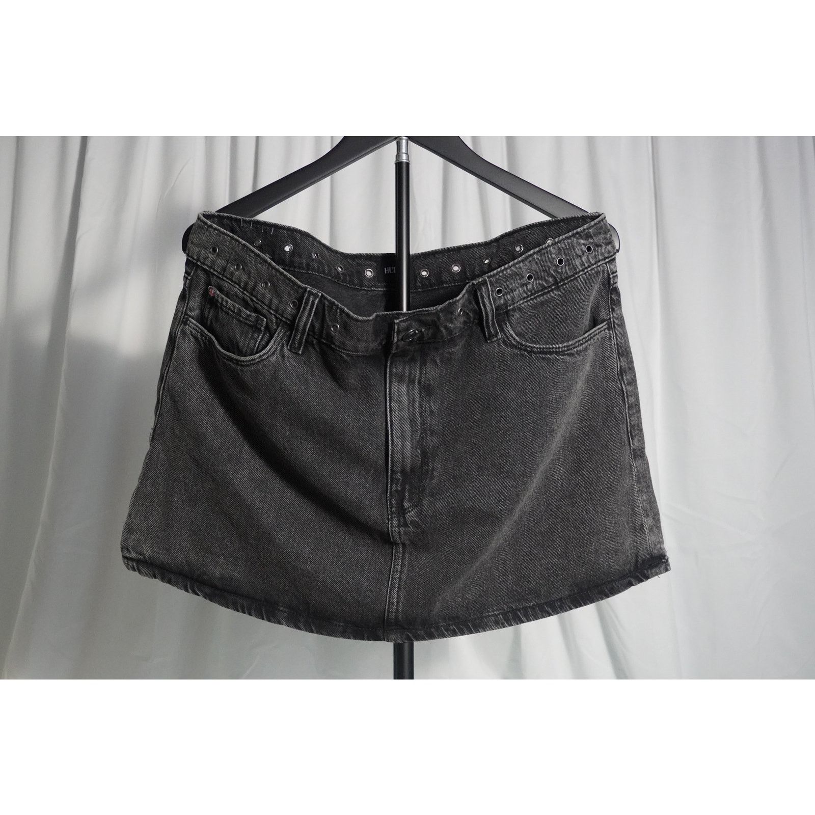 Hudson Hudson Jeans Mini Skirt Black Gray Wash Studded Waist Denim Size 32" / US 10 / IT 46 - 1 Thumbnail