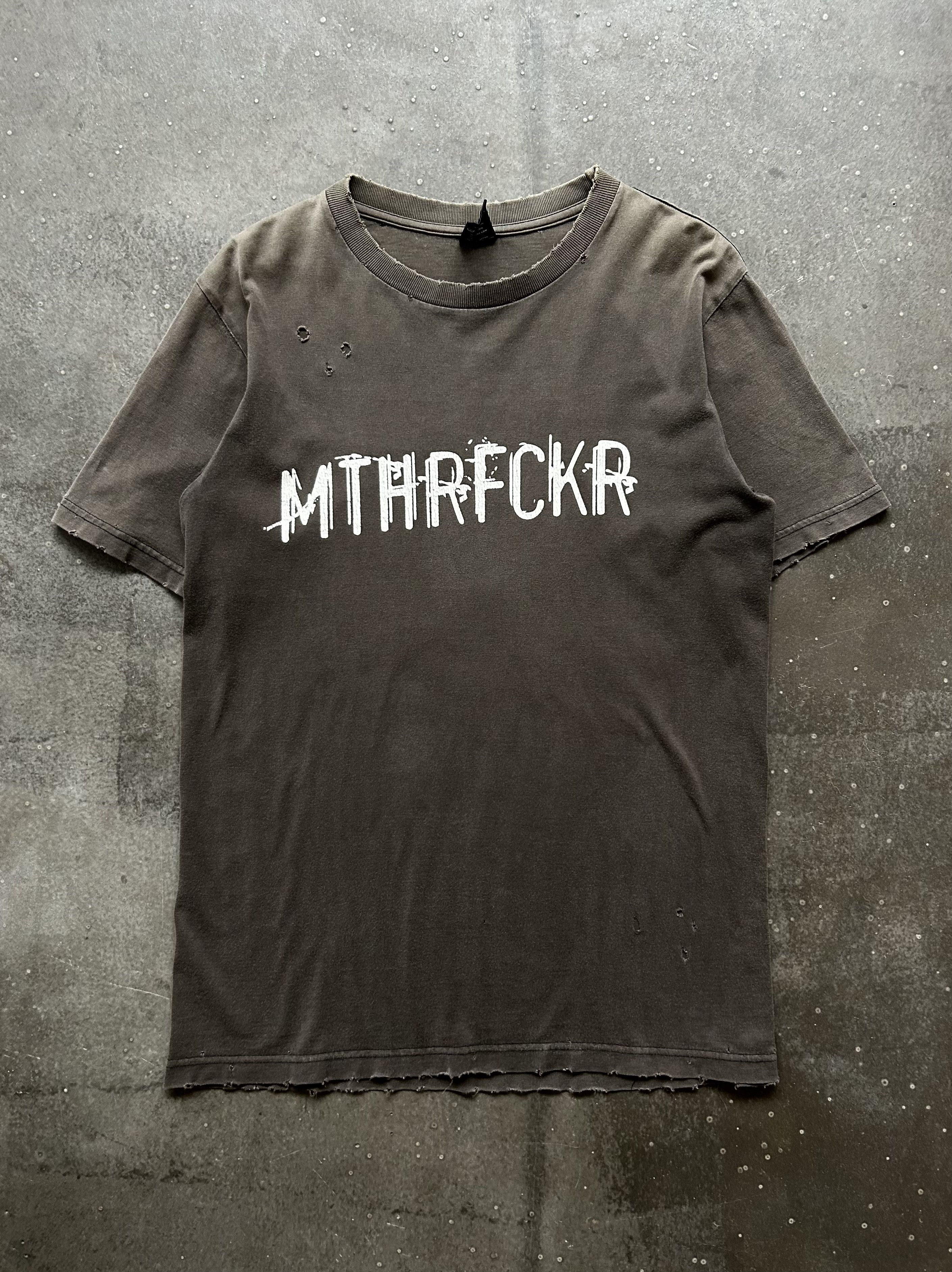 DEN IM by SIKI IM Number (N)ine 04ss Slogan Distressed Tee Size US M / EU 48-50 / 2 - 1 Thumbnail