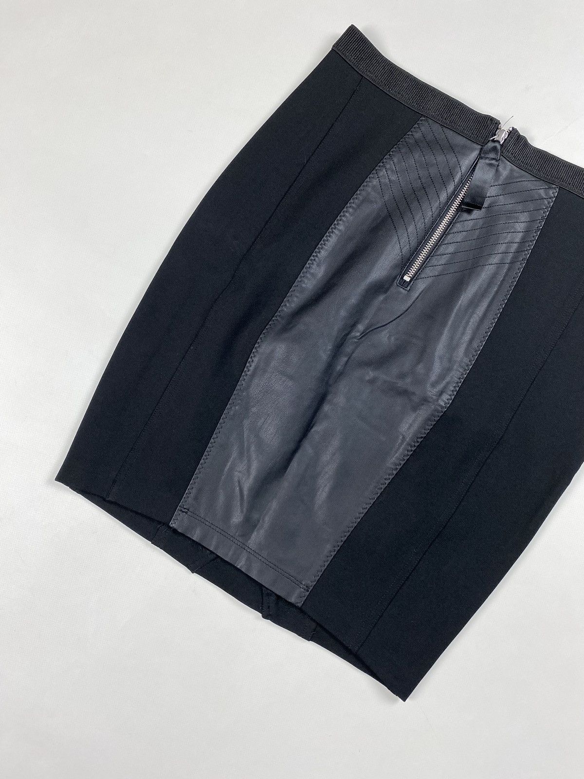 Jean Paul Gaultier Jean Paul Gaultier Lindex ladies pencil skirt size M Size 26" / US 2 / IT 38 - 5 Thumbnail