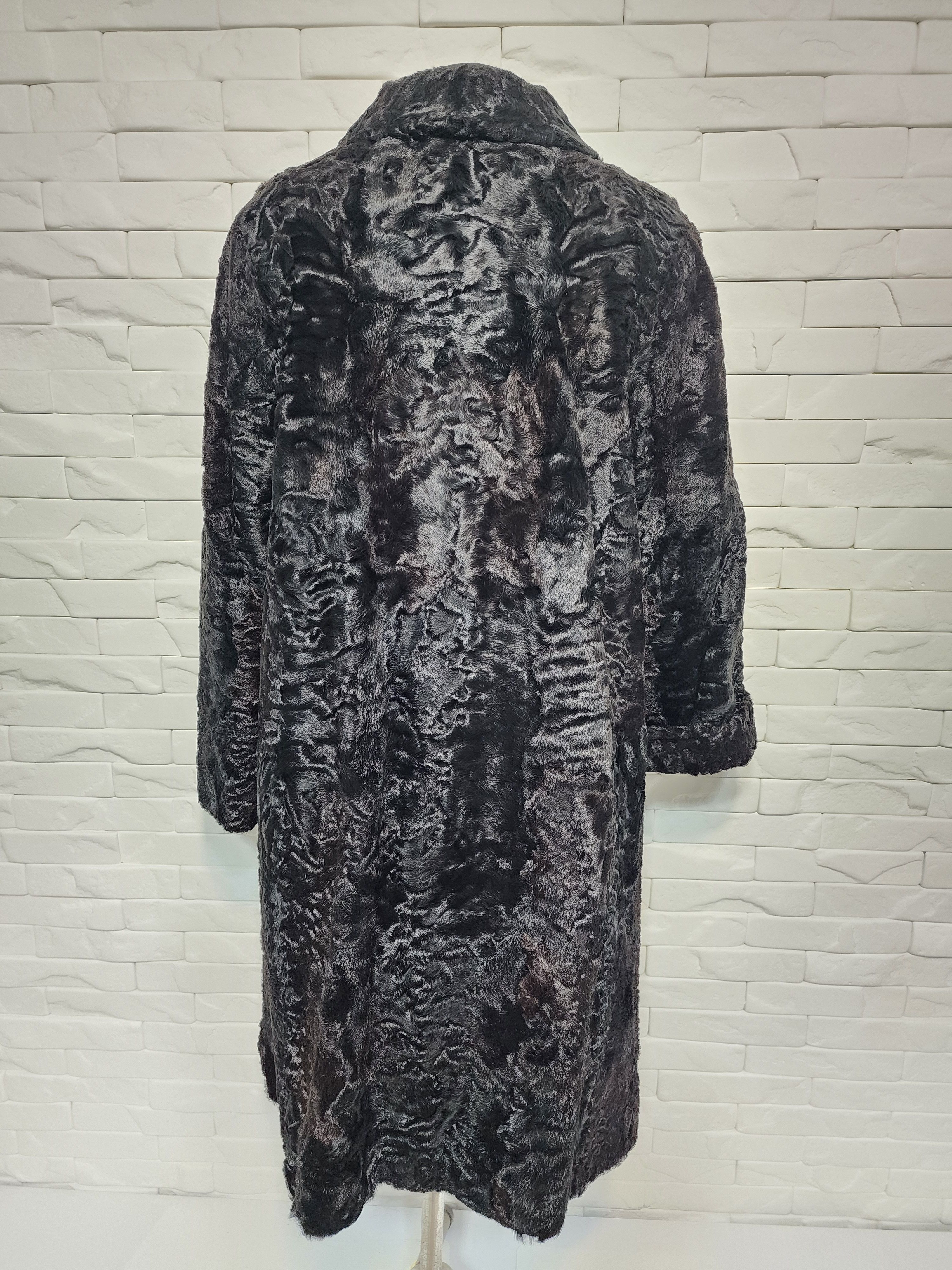 Designer Black Sheepskin Fur Coat Size L / US 10 / IT 46 - 4 Thumbnail