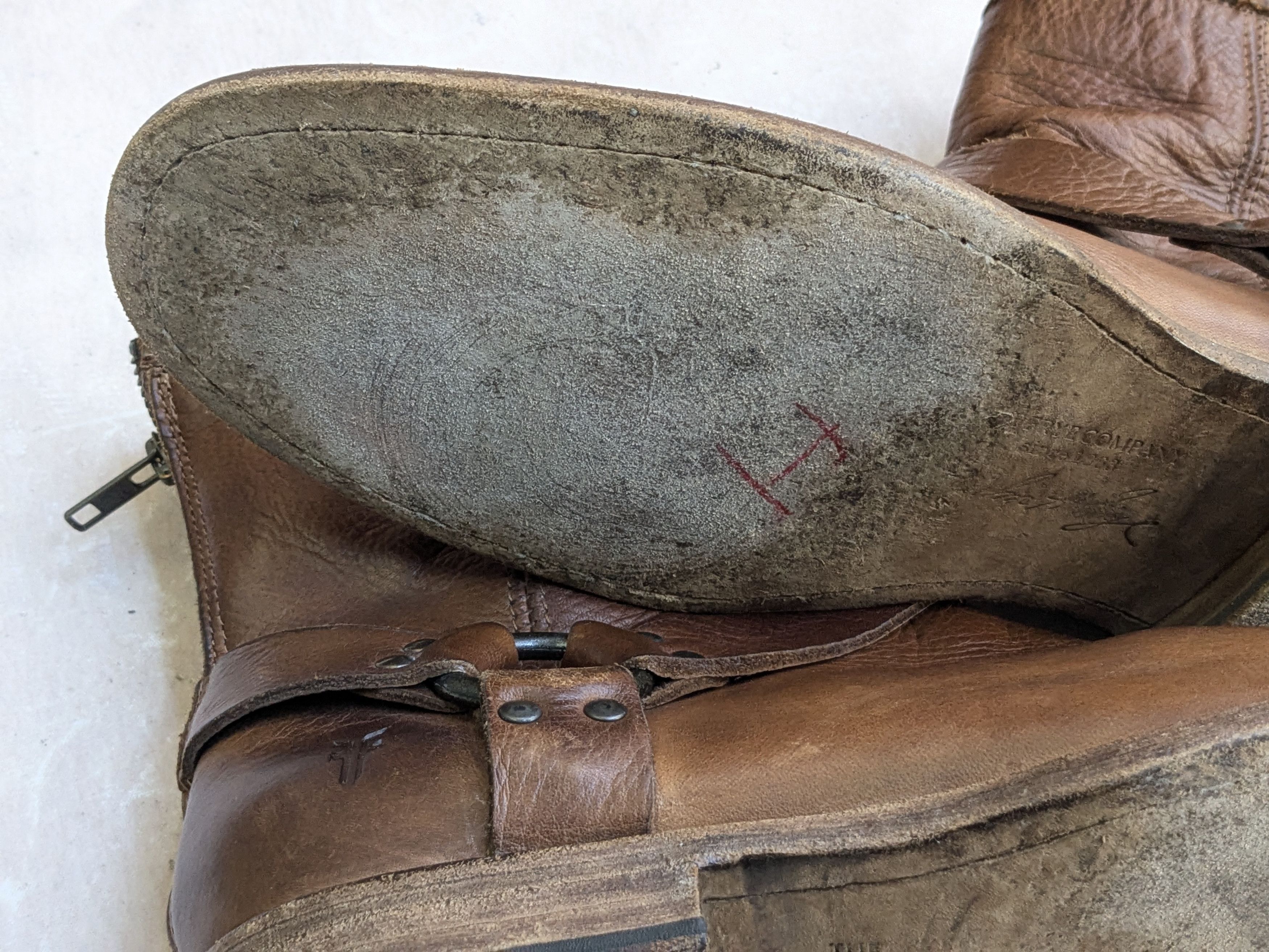 Frye Frye Harness Boots Brown Leather 9 D Leather Buckle Size US 9 / EU 42 - 16 Thumbnail