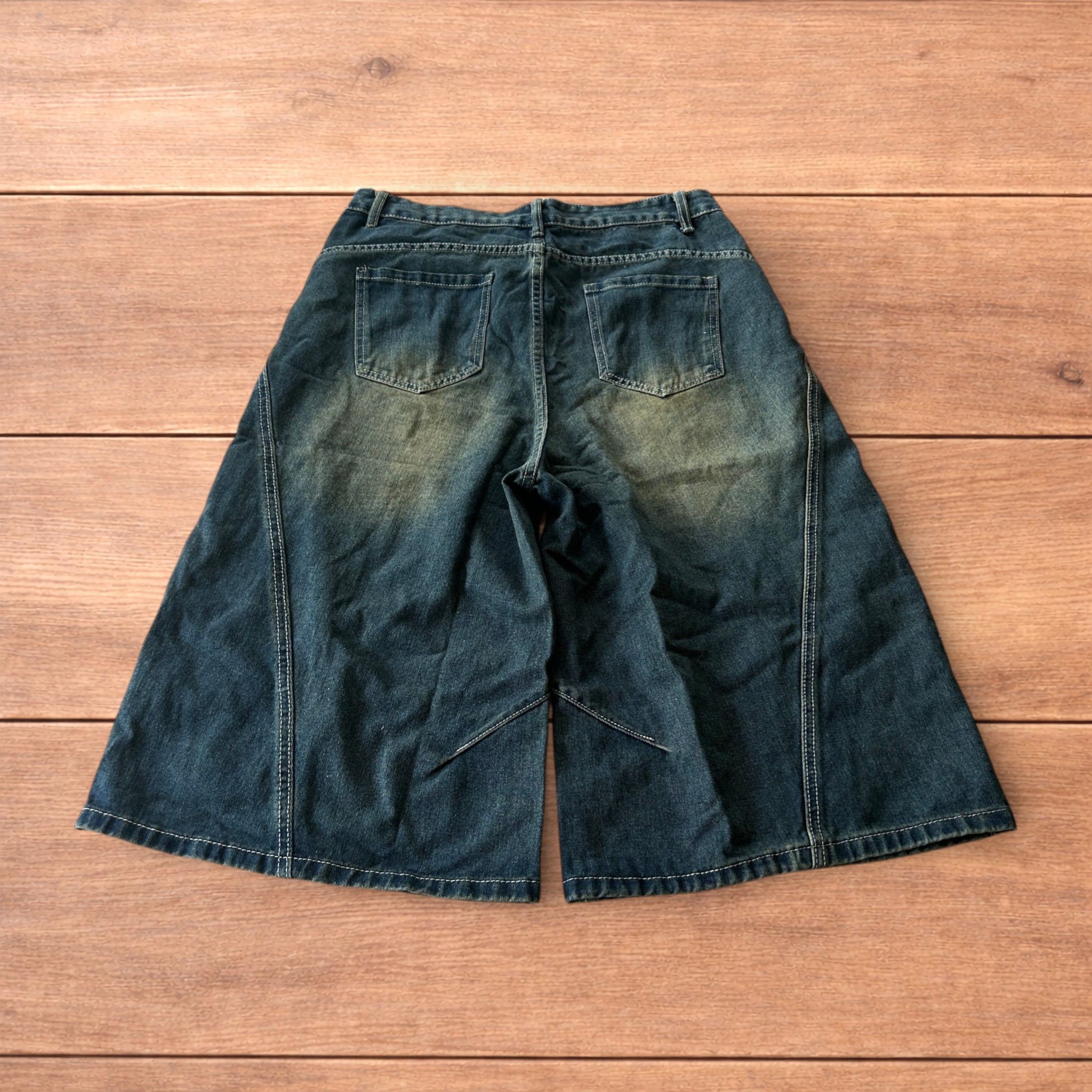 Japanese Brand Super baggy wide denim carpenter shorts jorts in dark bluec. Size US 34 / EU 50 - 2 Thumbnail