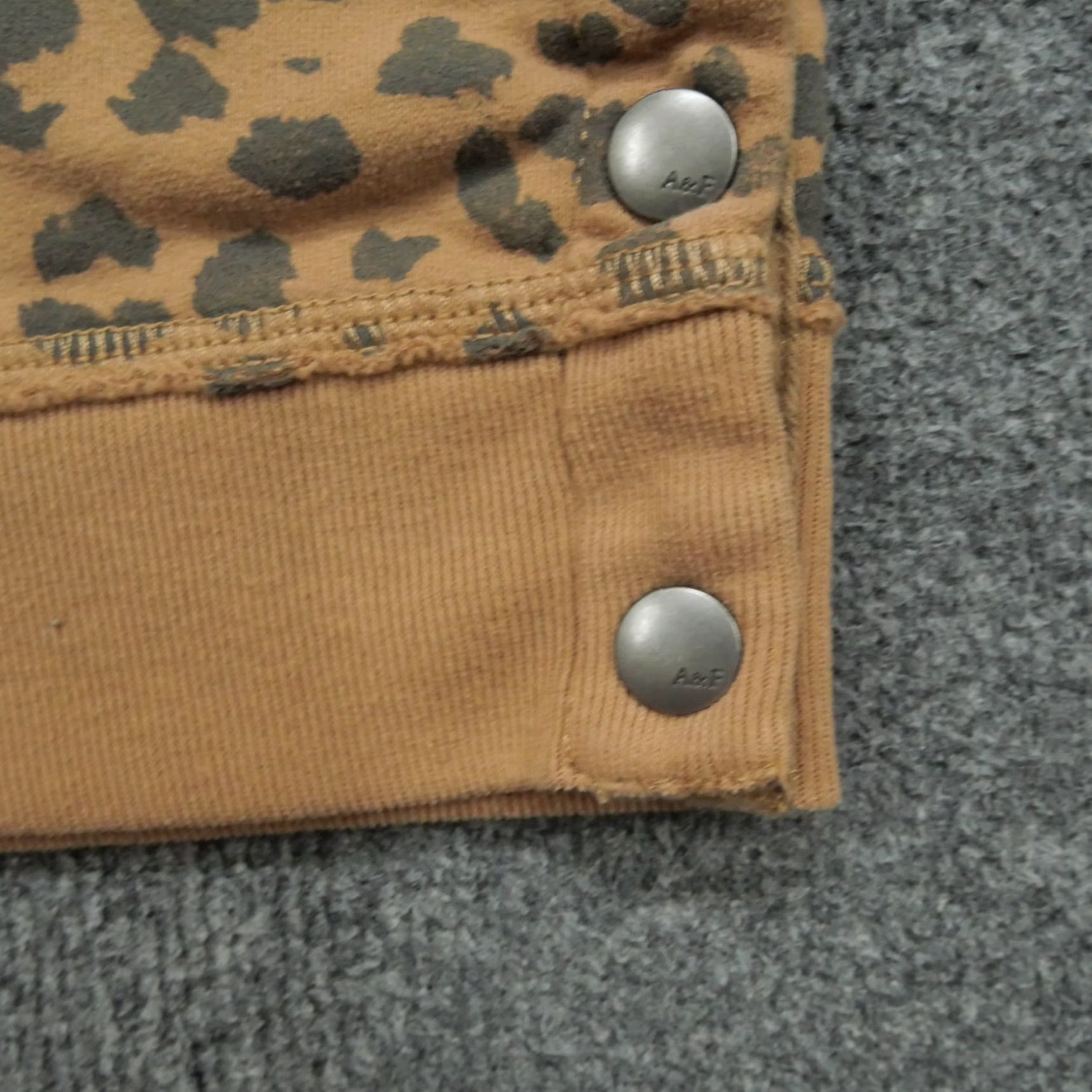 Abercrombie & Fitch Abercrombie & Fitch Womens Medium Brown Leopard Print Long Sleeve Oversized Sweatshirt Size M / US 6-8 / IT 42-44 - 4 Thumbnail