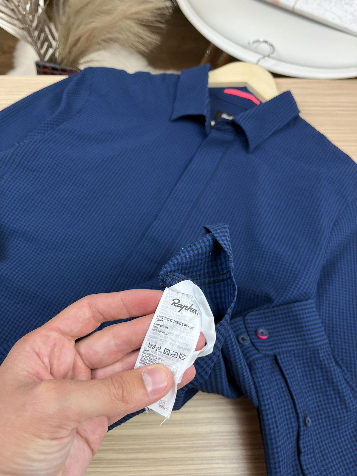 Rapha Mens Rapha Shirts size XL Size US XL / EU 56 / 4 - 9 Thumbnail