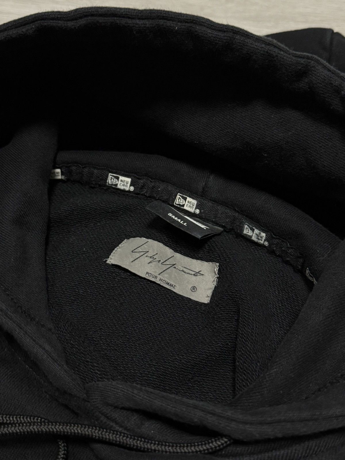New Era × Yohji Yamamoto Yohji Yamamoto Pour Homme x New Era Hoodie sign logo Size US S / EU 44-46 / 1 - 3 Thumbnail