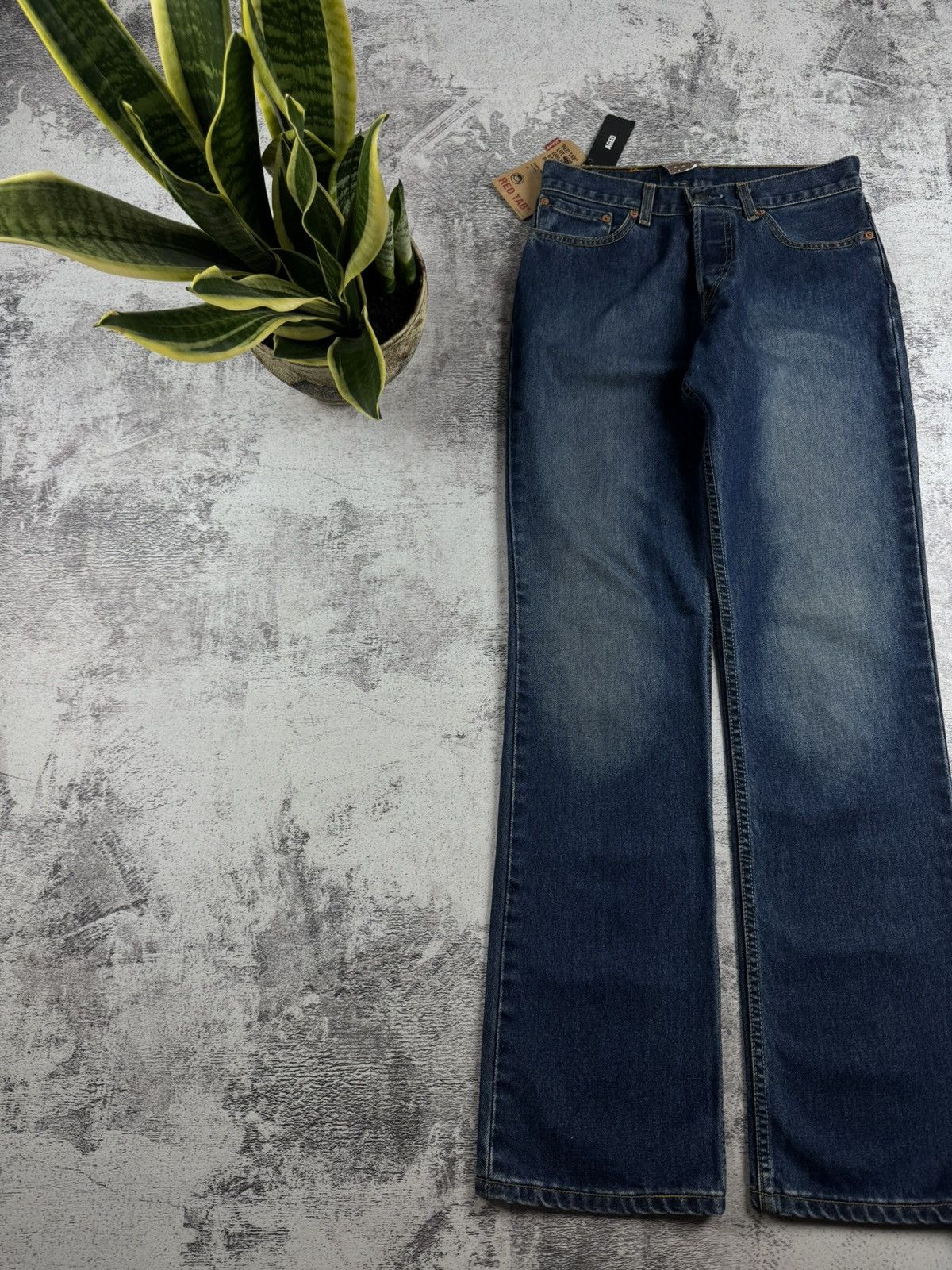Levi's Levi’s 575 NEW W28 L32 Standard Fit Red Tab Blue Button Fly Denim Jeans Trousers Size 28" / US 6 / IT 42 - 12 Thumbnail