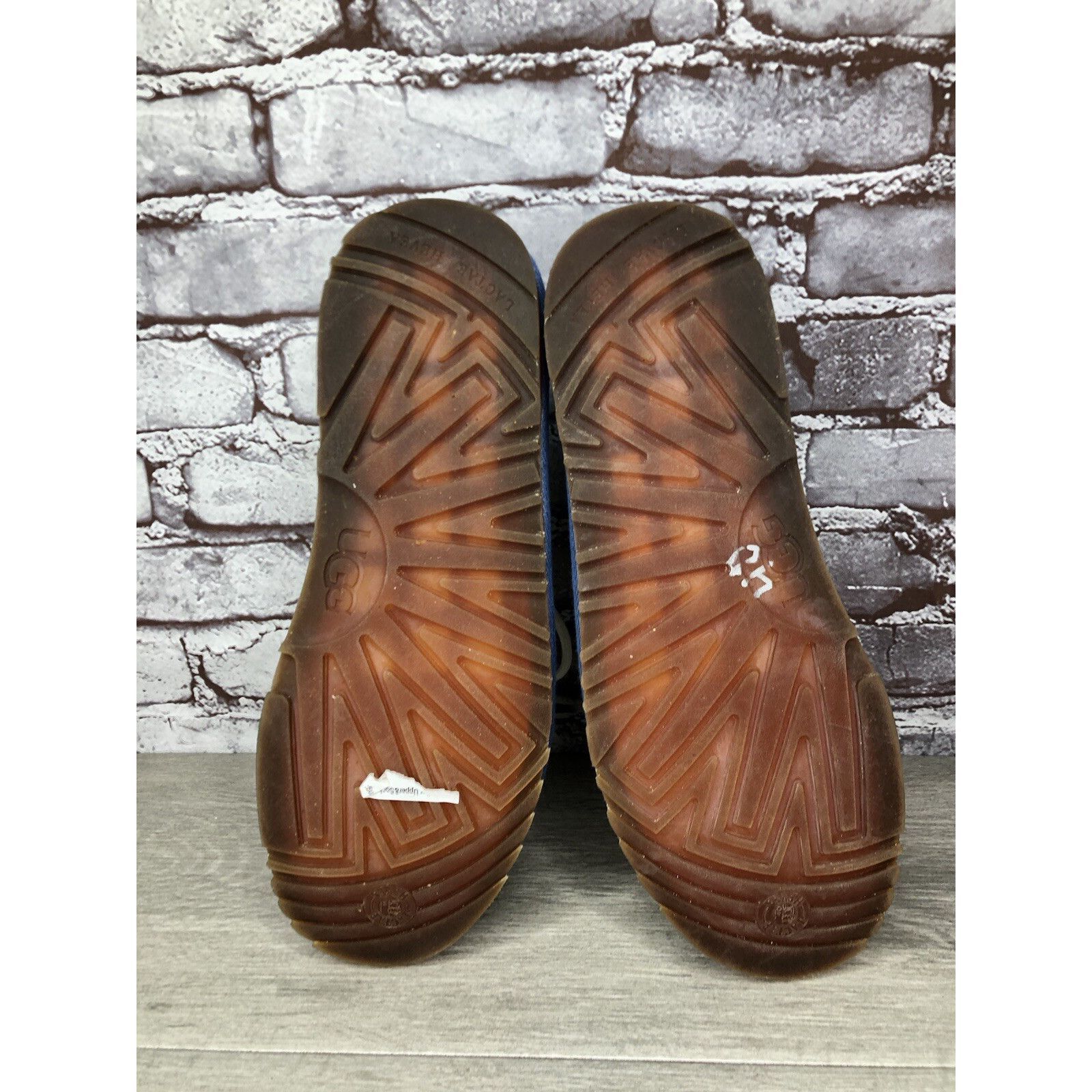 Ugg UGG Neumel Blue Fabric Fur WHT Lace Up Chukka Boots Men Sz 4 Size US 10 / EU 43 - 12 Thumbnail
