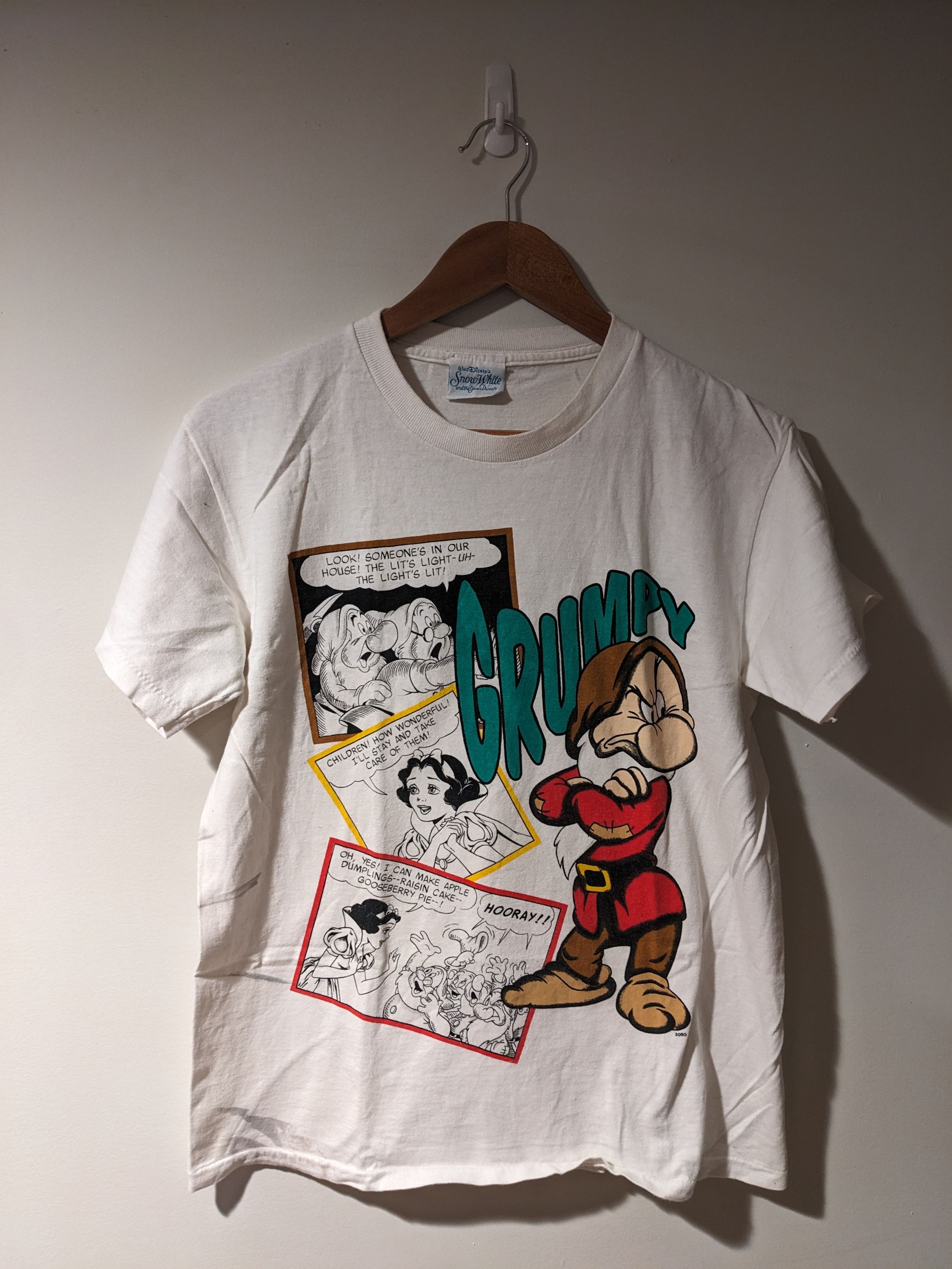 専用vintage Disney スノーホワイト Tシャツ M (7/8) Kids Disney Snow White Vintage Graphic T-Shirt | Gap