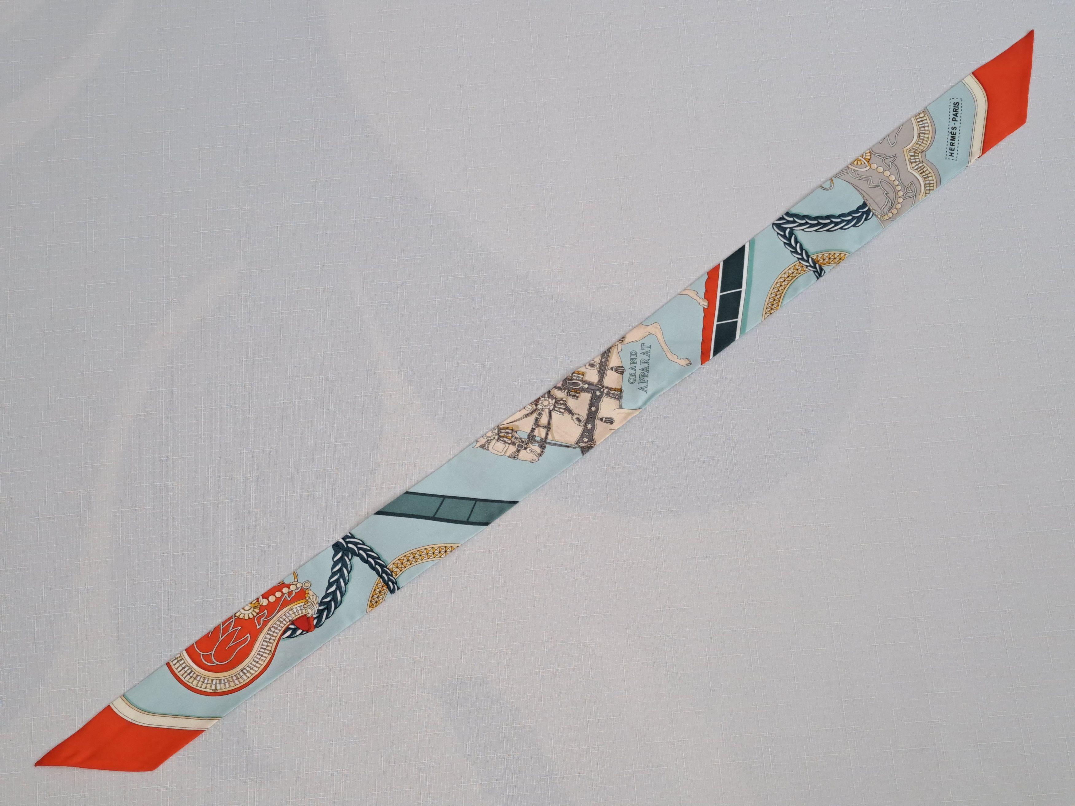 Hermes HERMES Paris silk twilly scarf. Size ONE SIZE - 10 Thumbnail