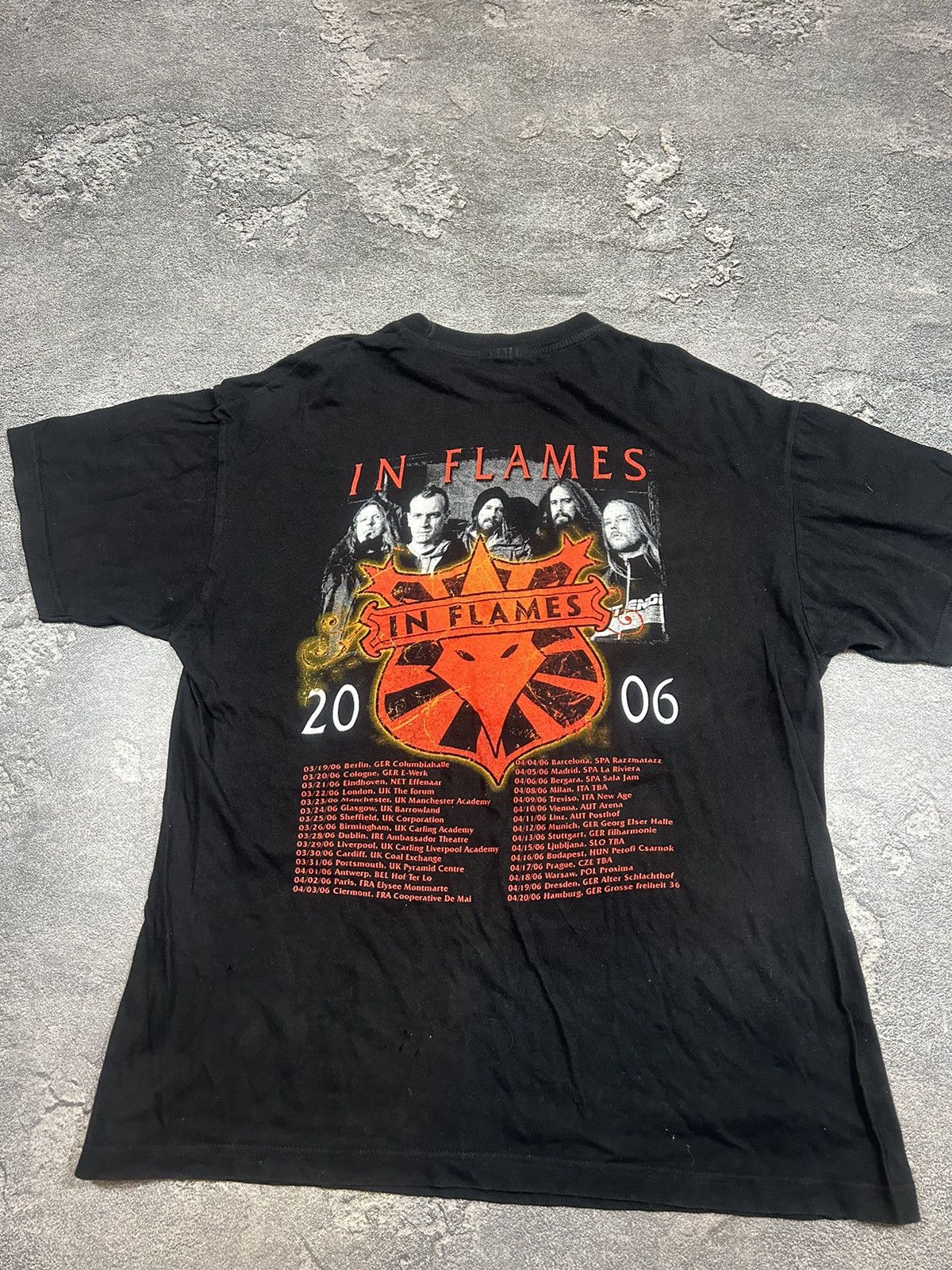 Band Tees × Vintage Vintage In Flames Tour 2006 Shirt rock size L Size US L / EU 52-54 / 3 - 3 Thumbnail