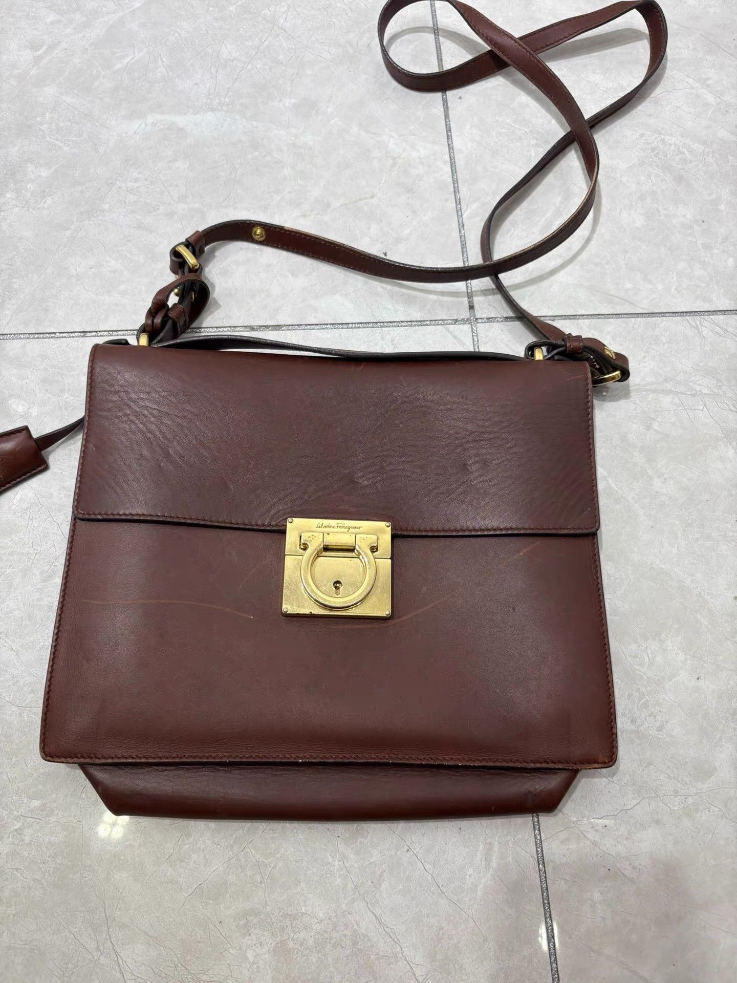 Salvatore Ferragamo Ferragamo Shoulder Crossbody Bag K29 Size ONE SIZE - 1 Thumbnail