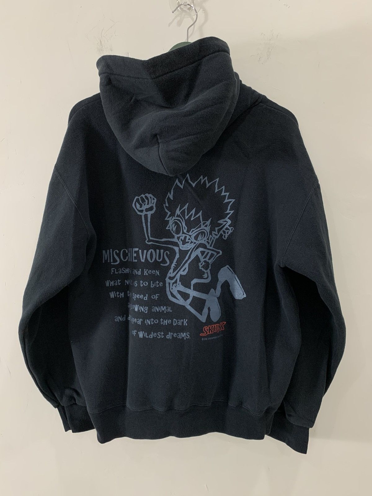 Anime Mischievous skunk hoodie emi nakayama Size US L / EU 52-54 / 3 - 3 Thumbnail