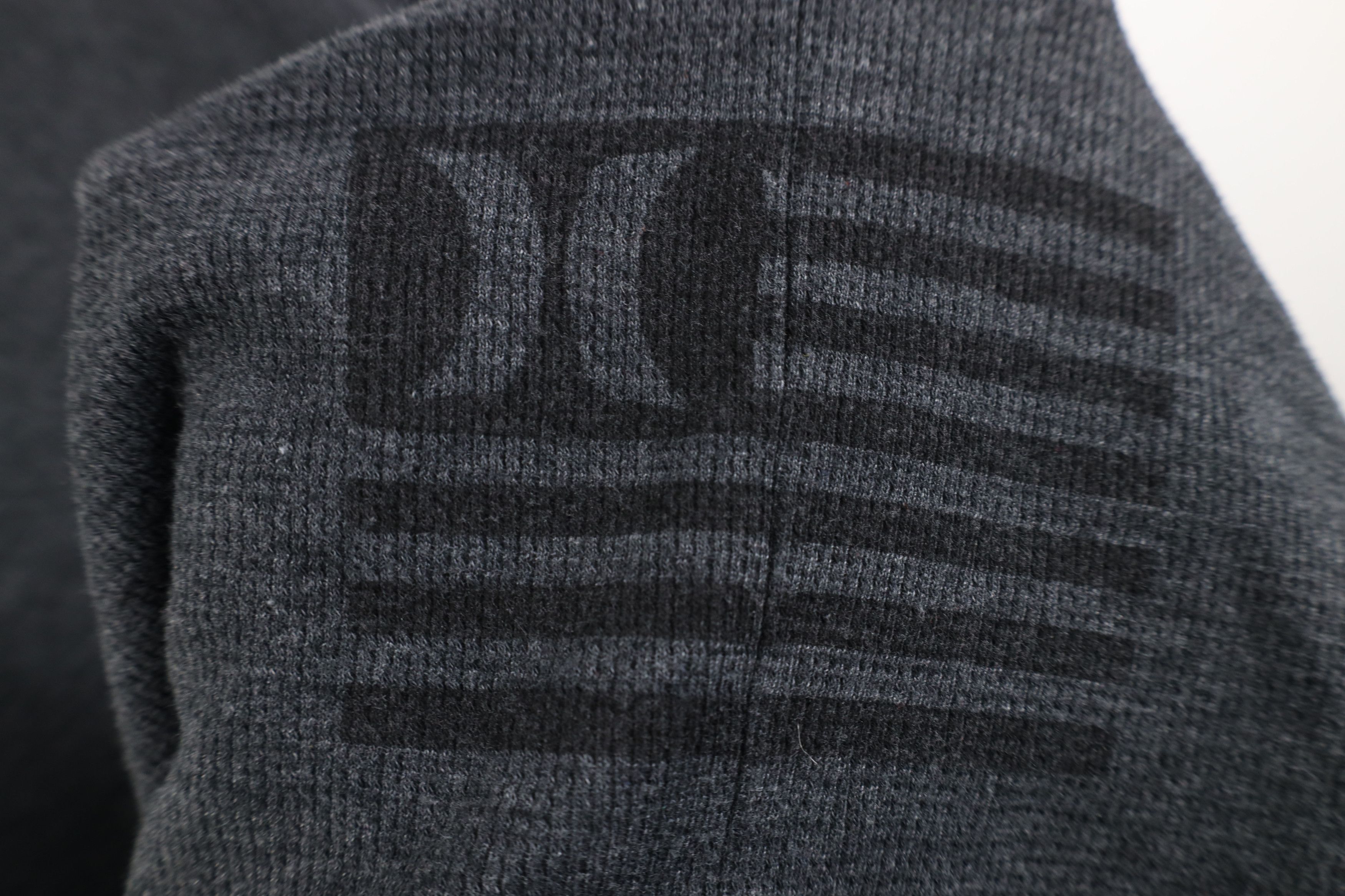 Hurley Vintage Y2K Hurley Surfing Spell Thermal Waffle Knit T-Shirt Size US M / EU 48-50 / 2 - 11 Thumbnail