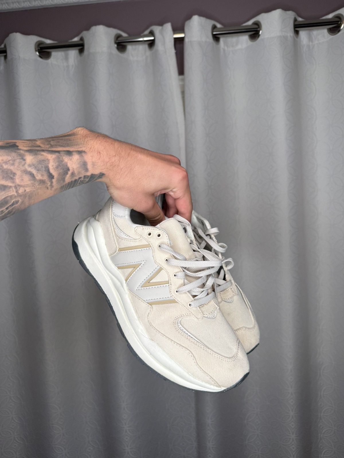 New Balance New Balance 990v3 Size US 10.5 / IT 40.5 - 1 Thumbnail