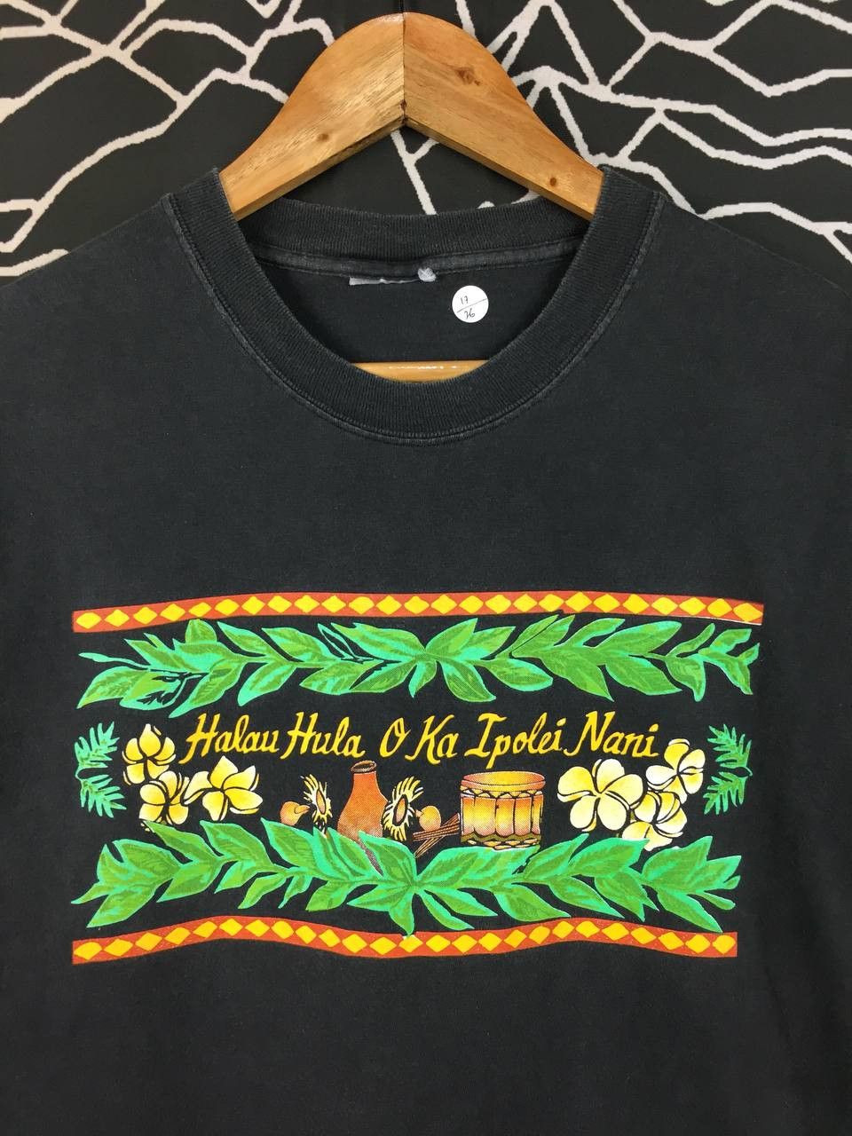Vintage Vtg Halau Hula O Ka Ipolei Nani Hawaiian Cultural Tee Size S Size US S / EU 44-46 / 1 - 3 Thumbnail
