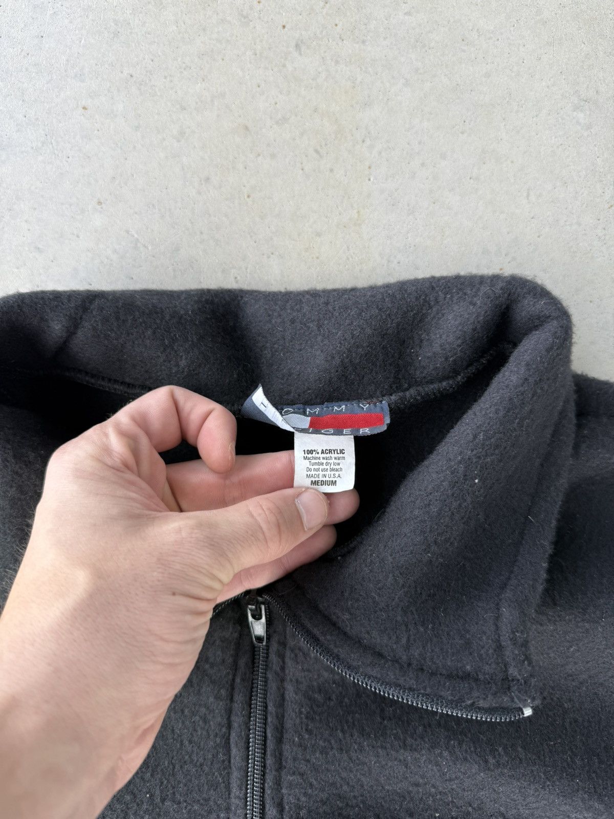 Tommy Hilfiger Vintage 90s Tommy Hilfiger Fleece Jacket Size US M / EU 48-50 / 2 - 5 Thumbnail