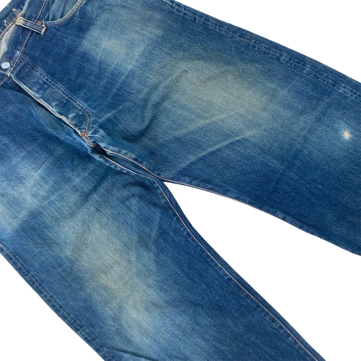 Evisu DISTRESSED EVISU SELVEDGE BUCKLE BACK JEANS Size US 37 - 6 Thumbnail